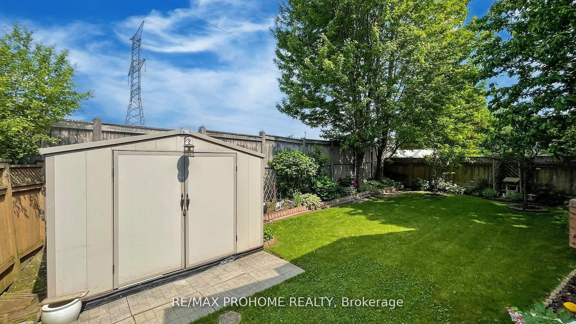 64 Grainger Crescent