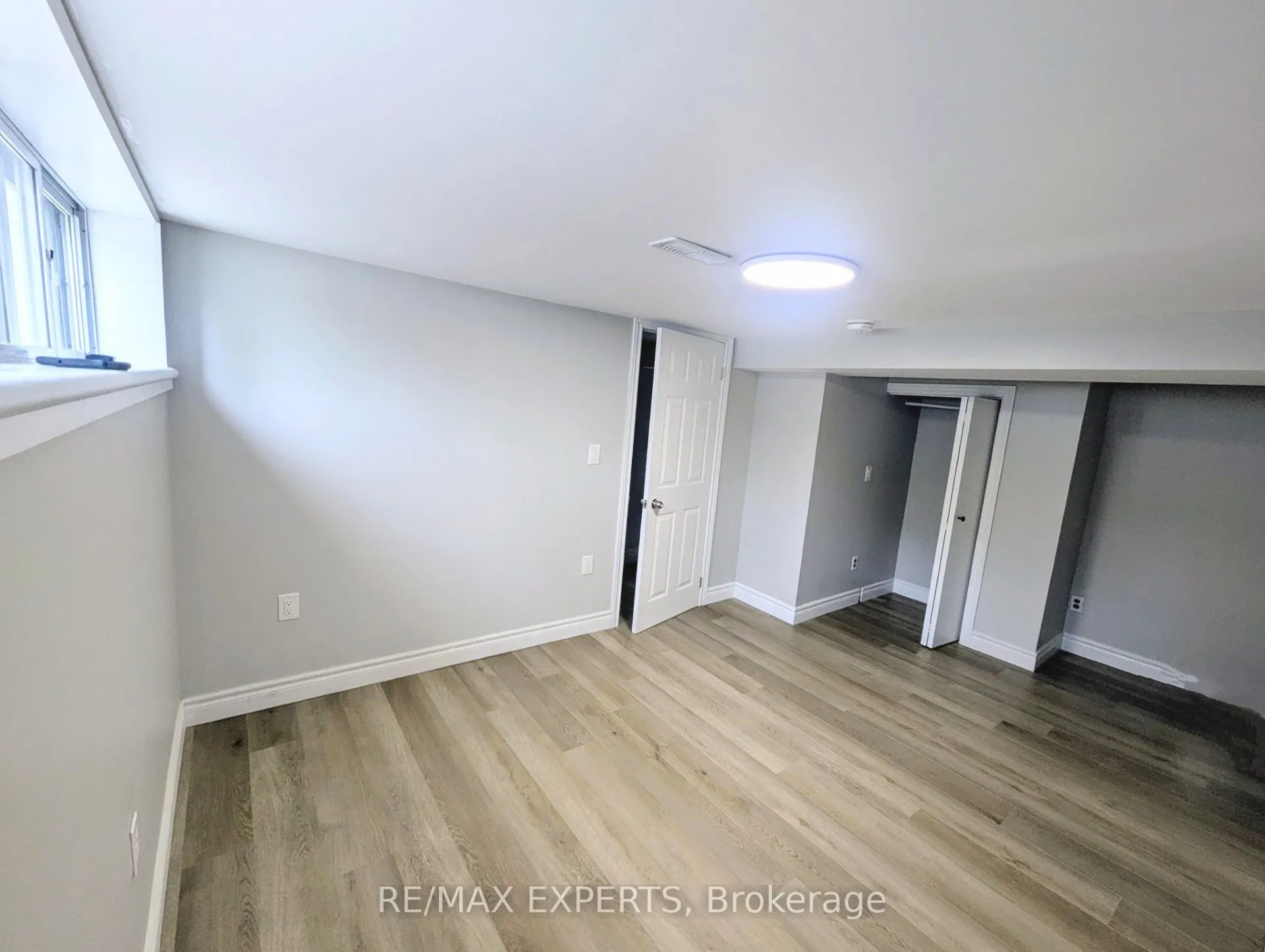 42 Mossbank Drive, #LOWER