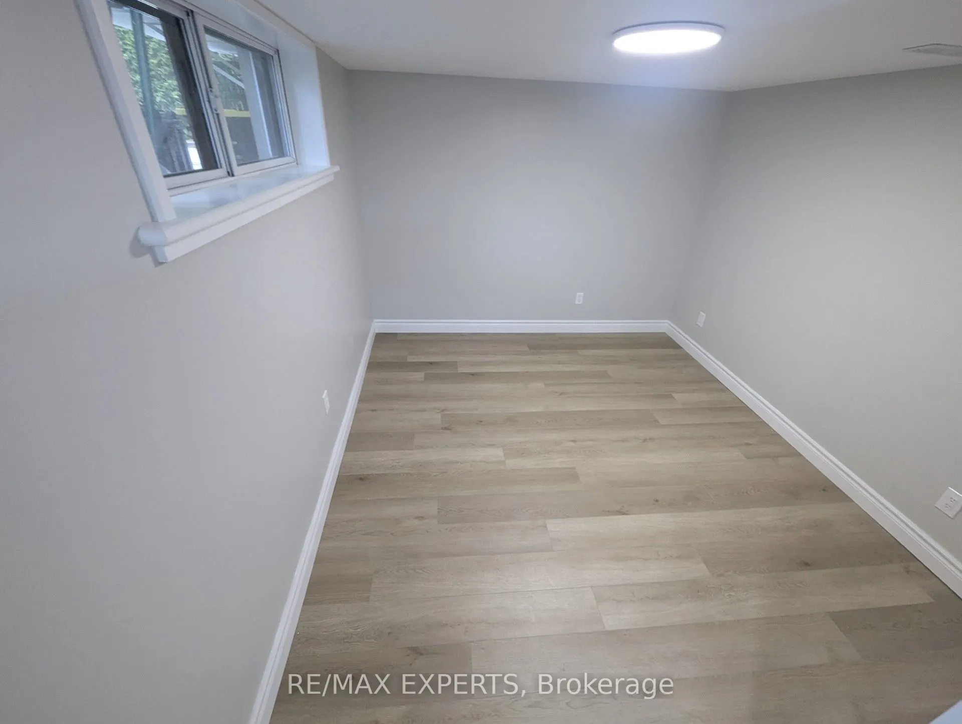 42 Mossbank Drive, #LOWER