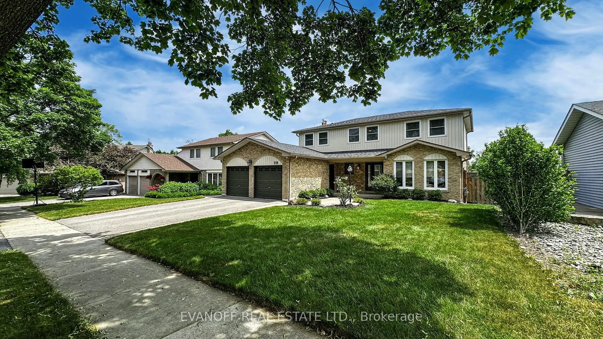 558 Edge Lane