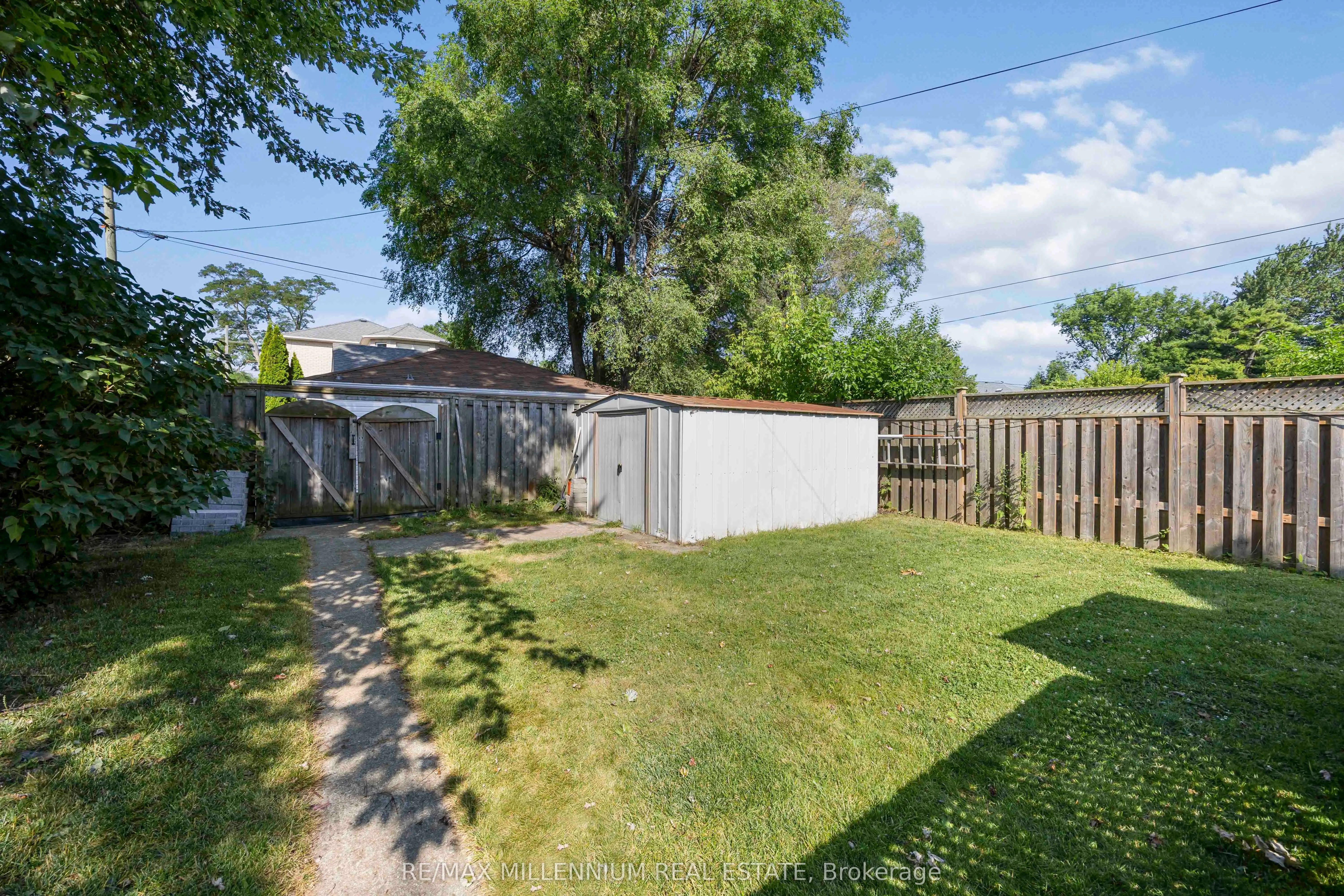 96 Phillip Avenue