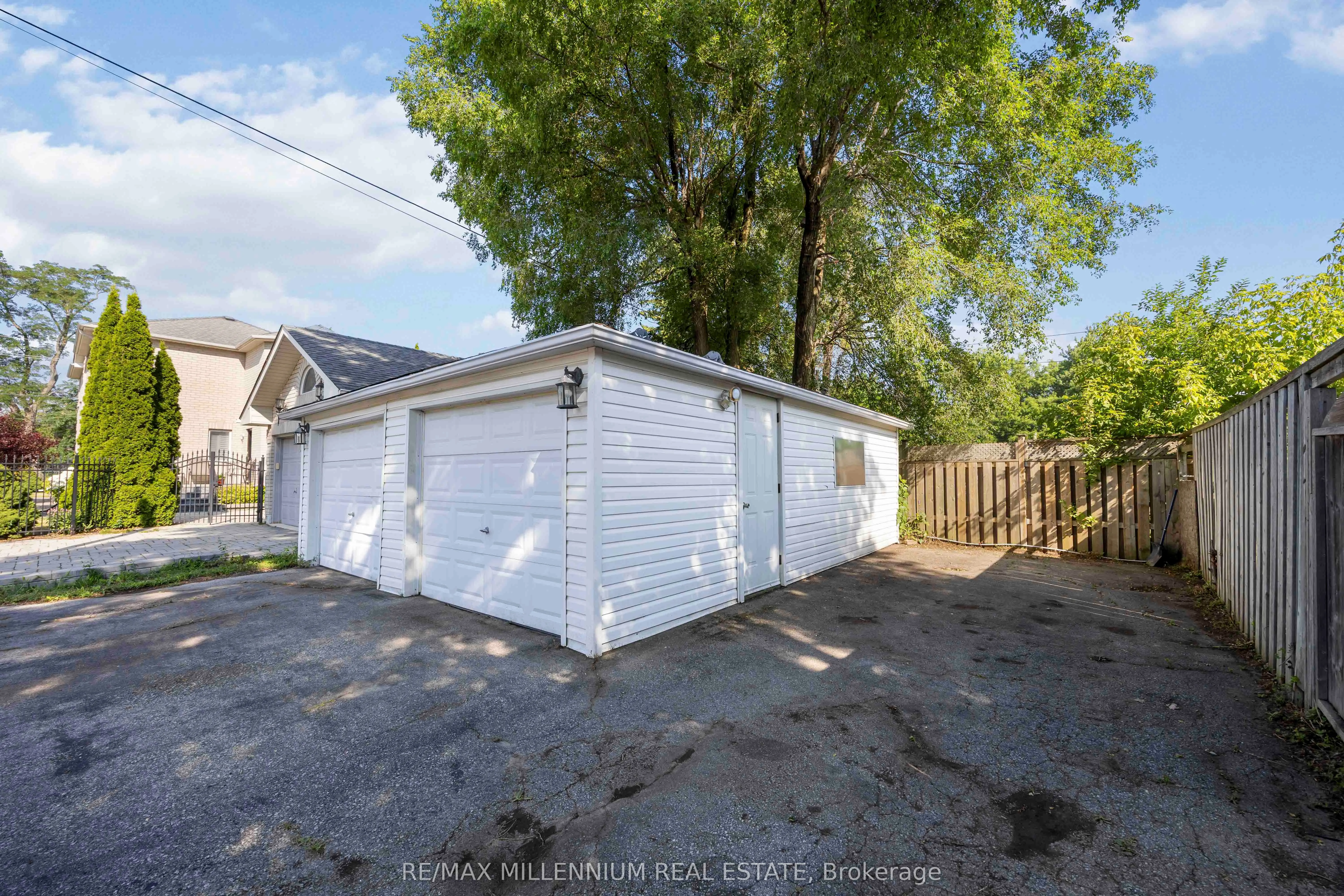 96 Phillip Avenue
