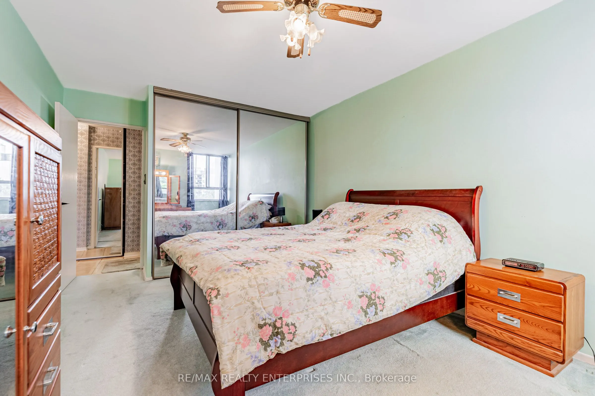 1 Massey Square, #308