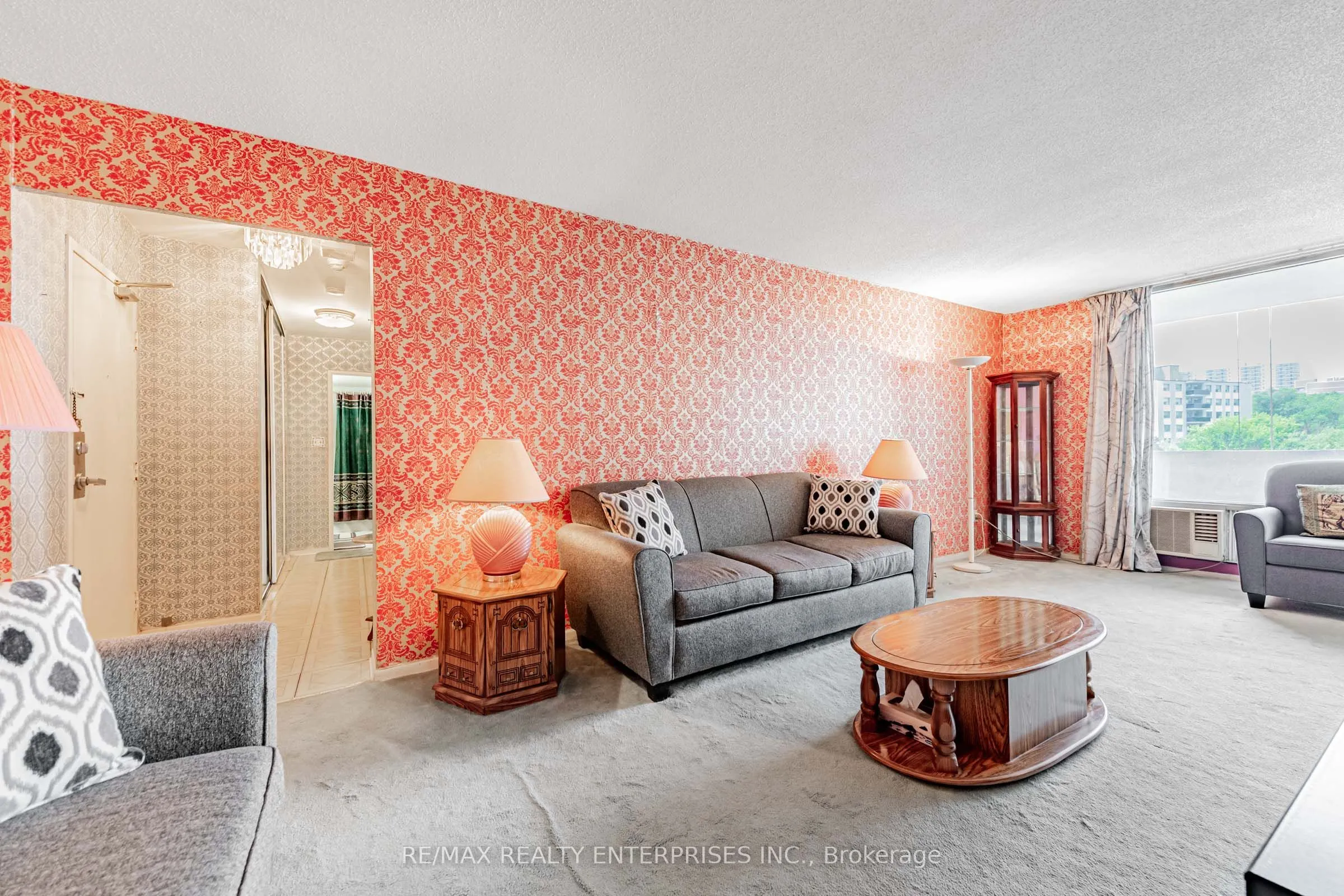 1 Massey Square, #308
