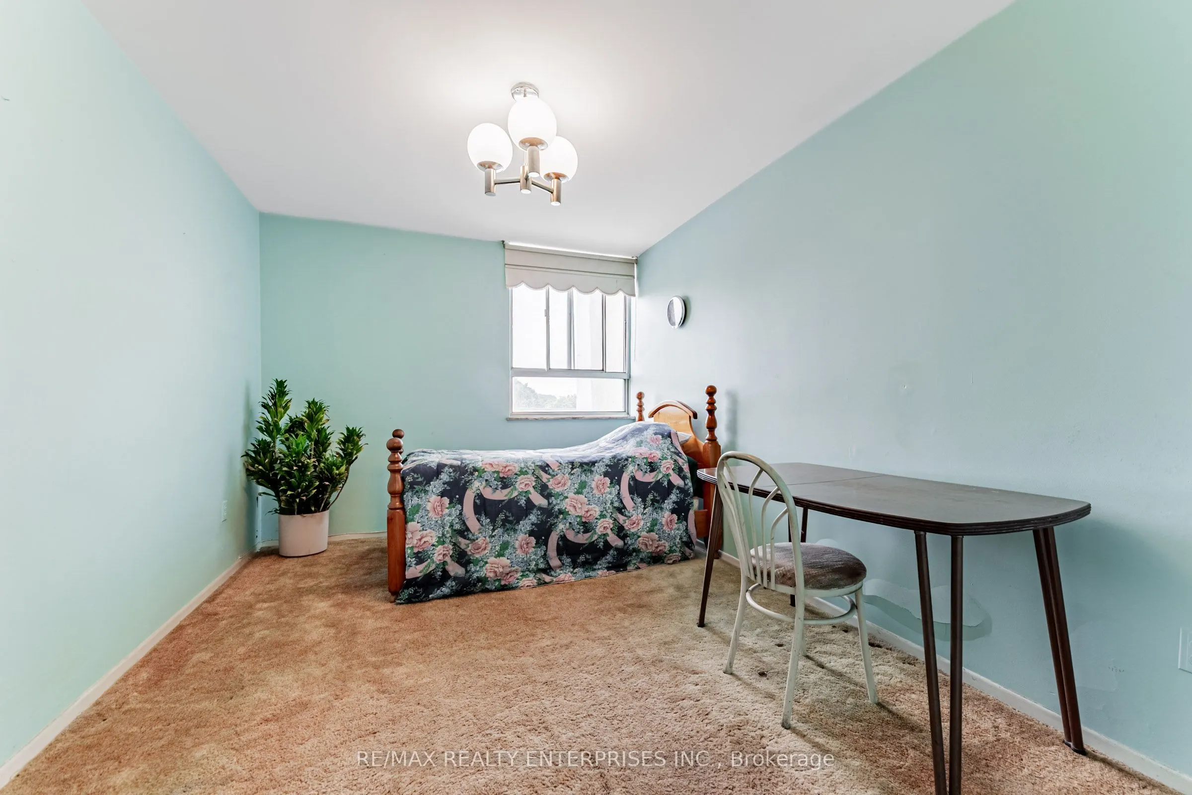1 Massey Square, #308