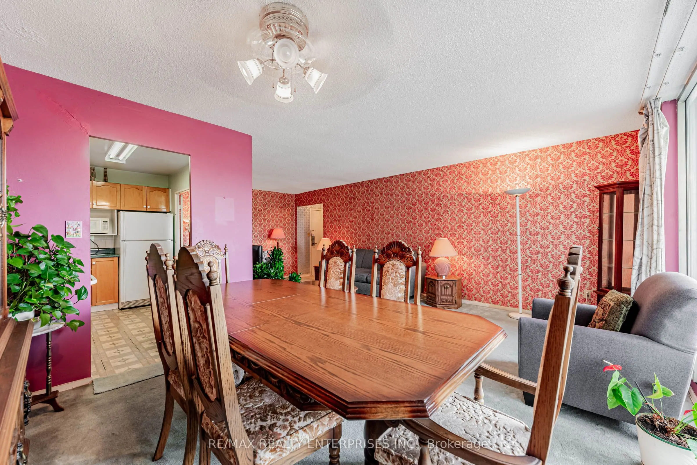 1 Massey Square, #308