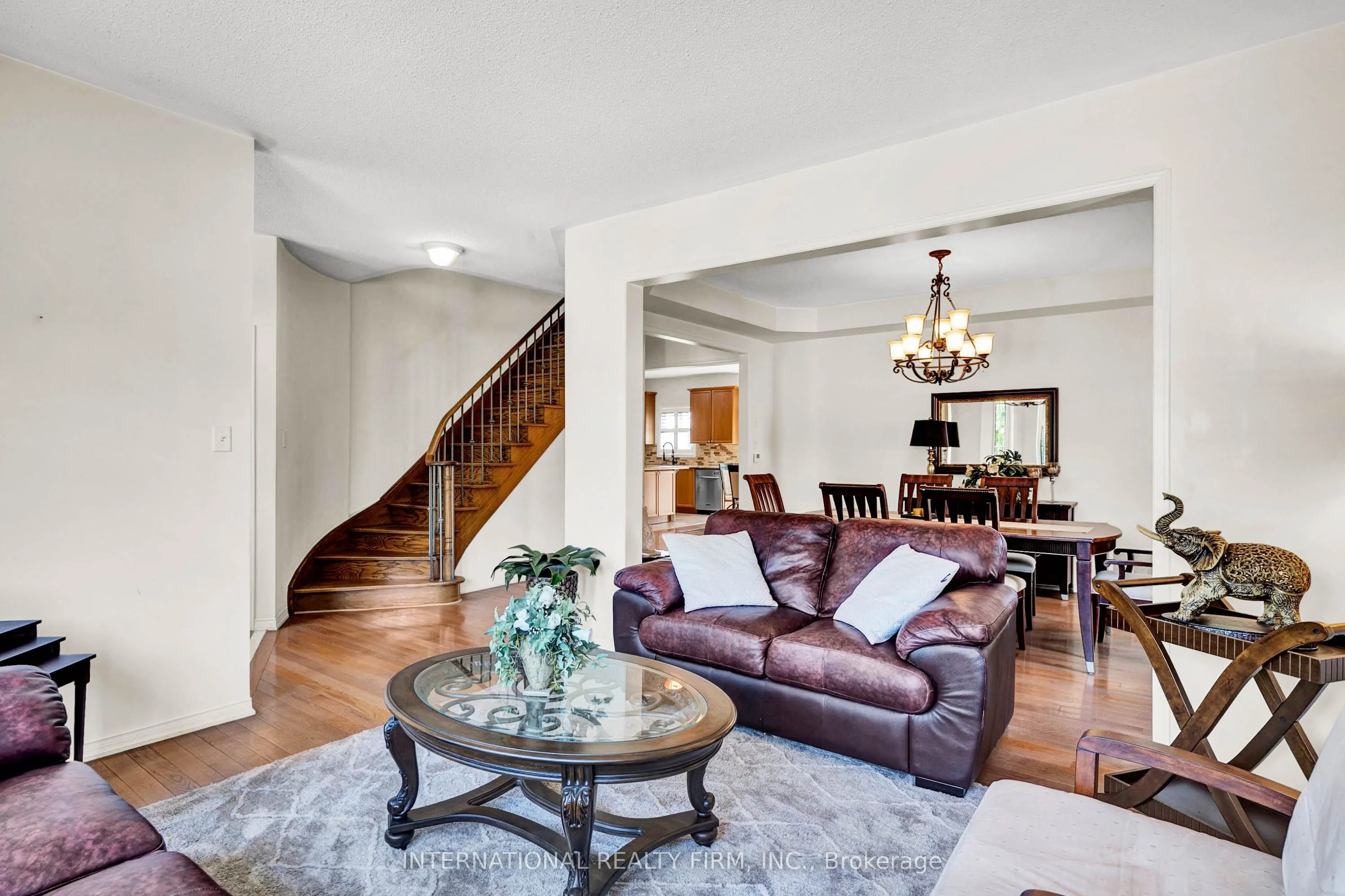 26 Peacock Crescent