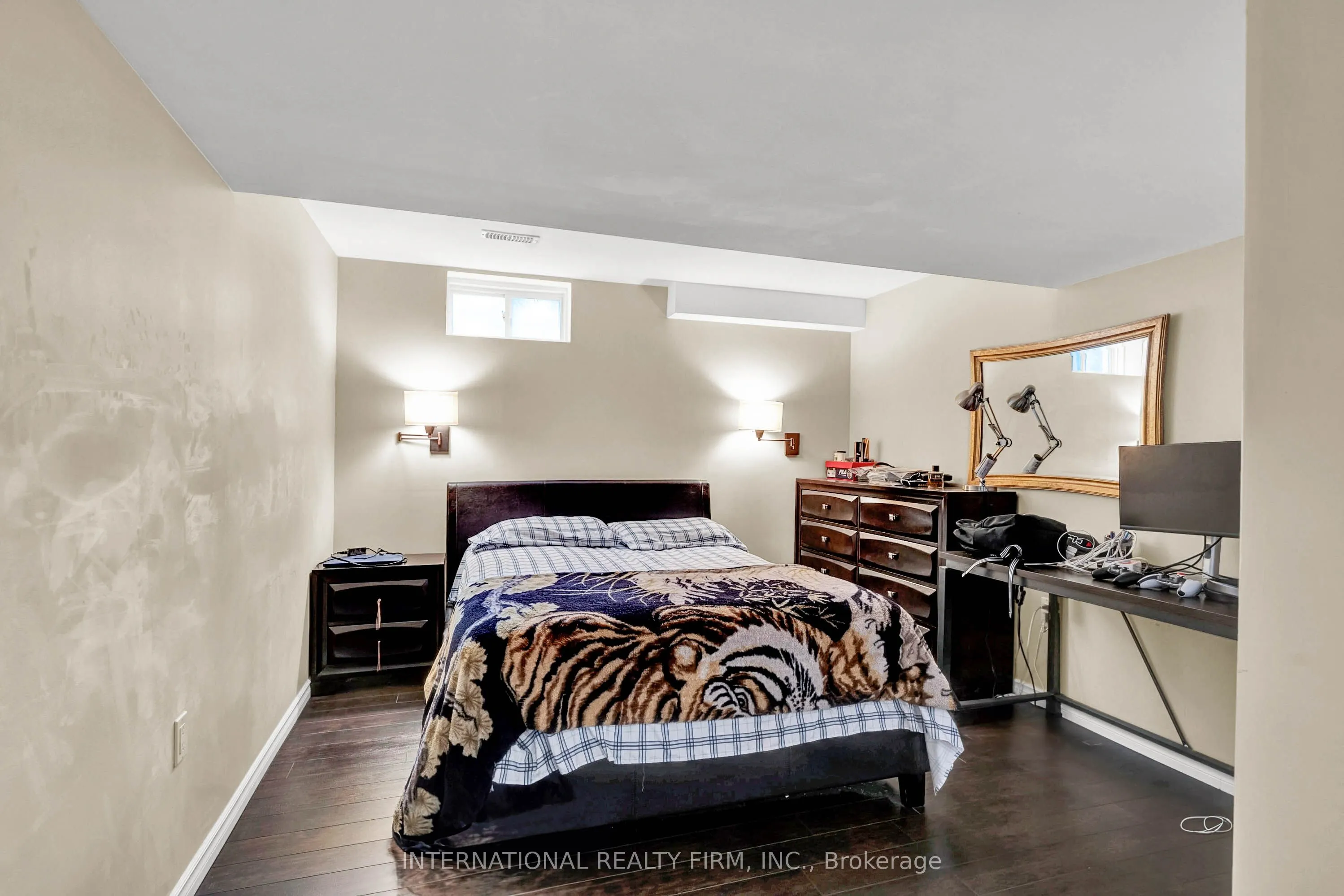 26 Peacock Crescent