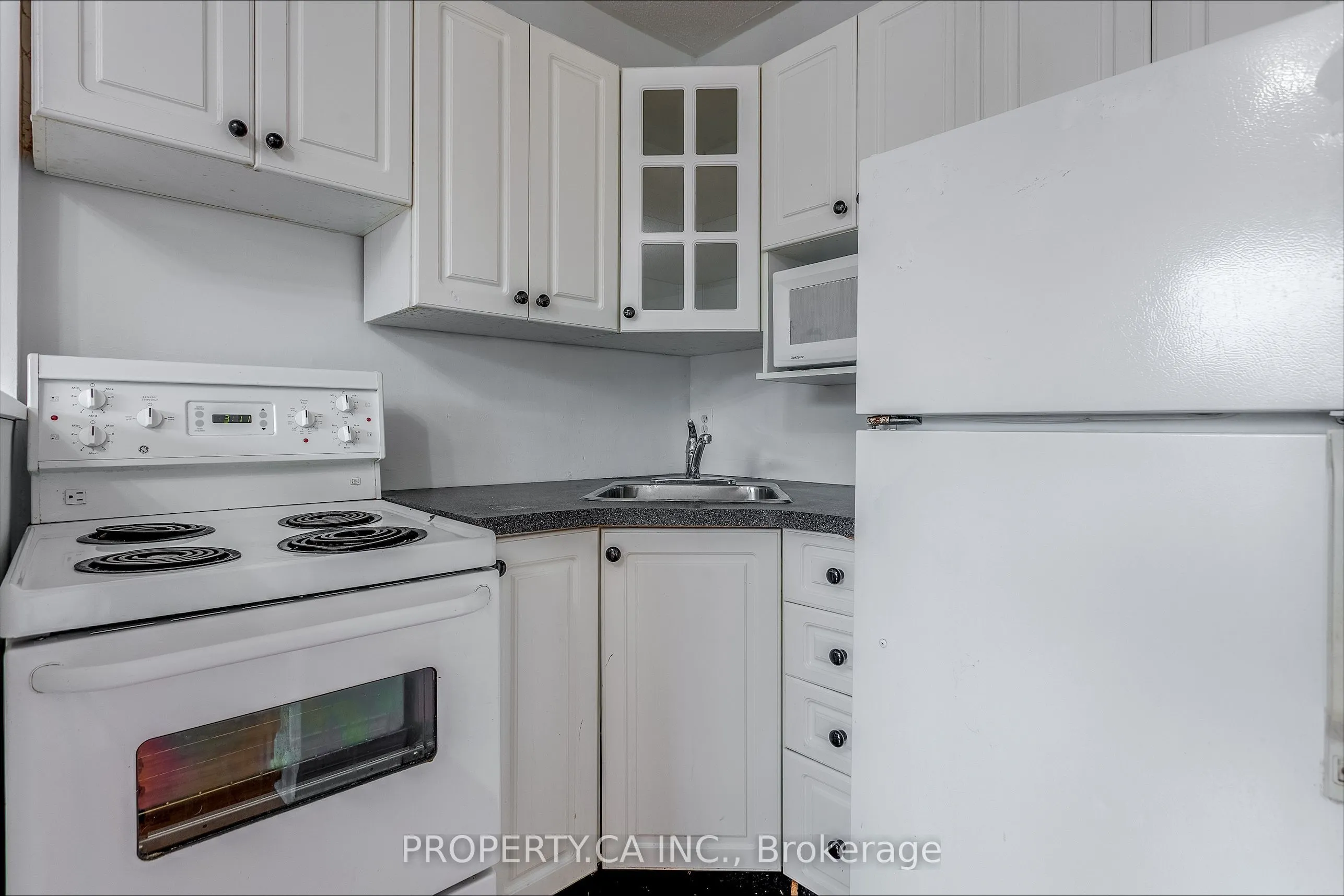 1011 Kingston Road, #2nd Flr