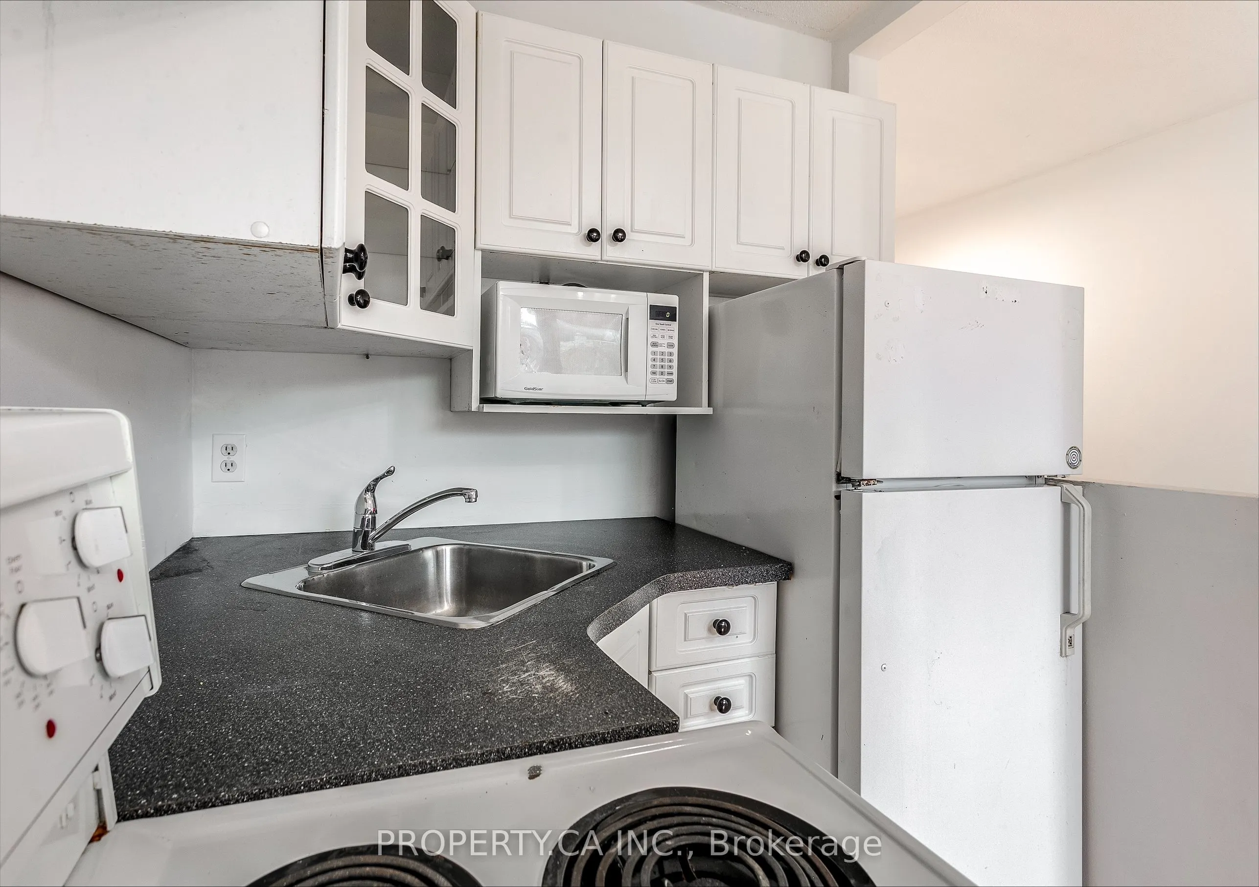 1011 Kingston Road, #2nd Flr