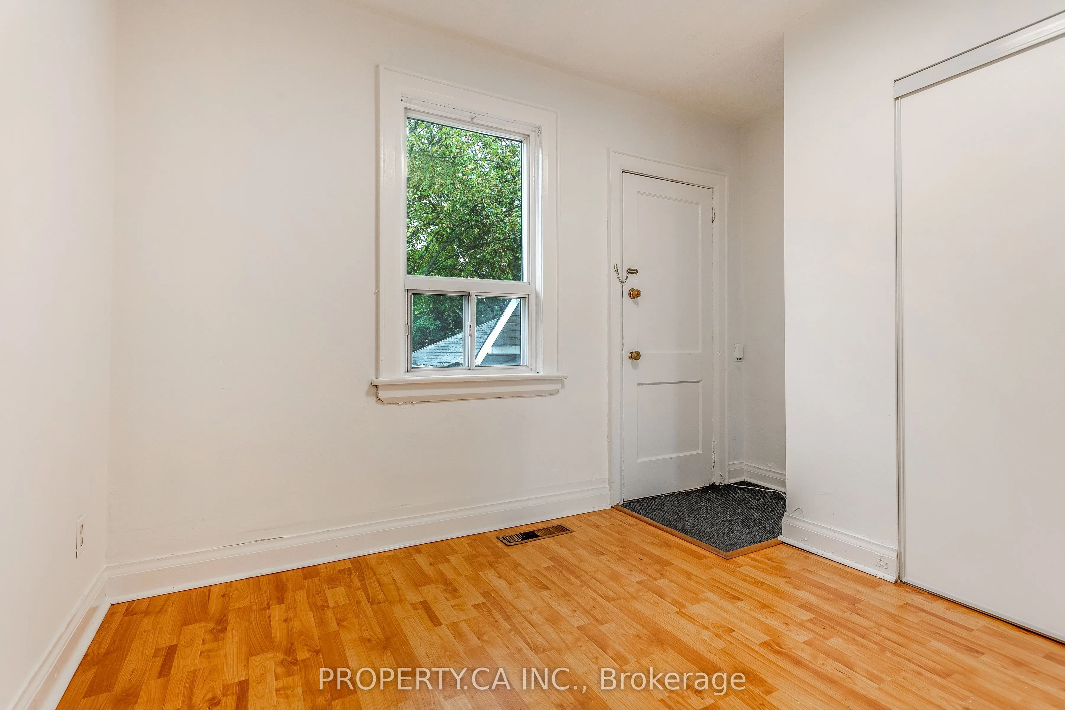 1011 Kingston Road, #2nd Flr