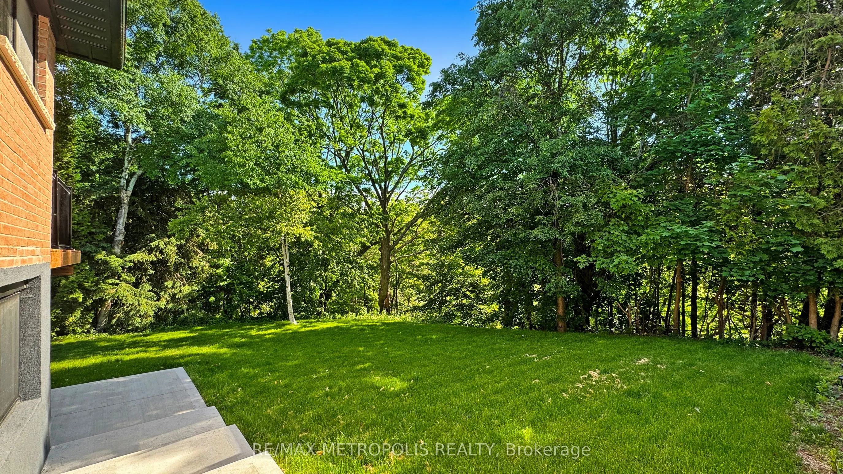 640 Lansdowne Drive