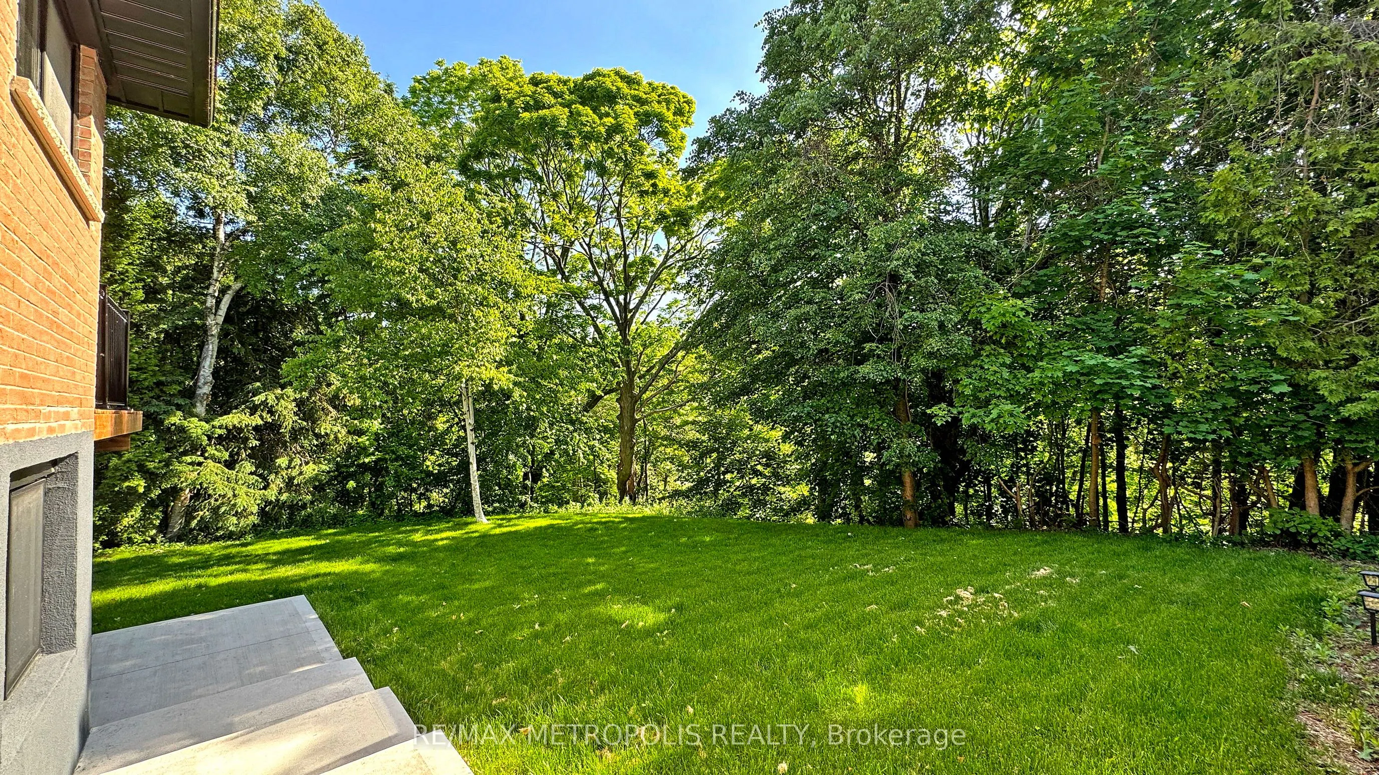 640 Lansdowne Drive