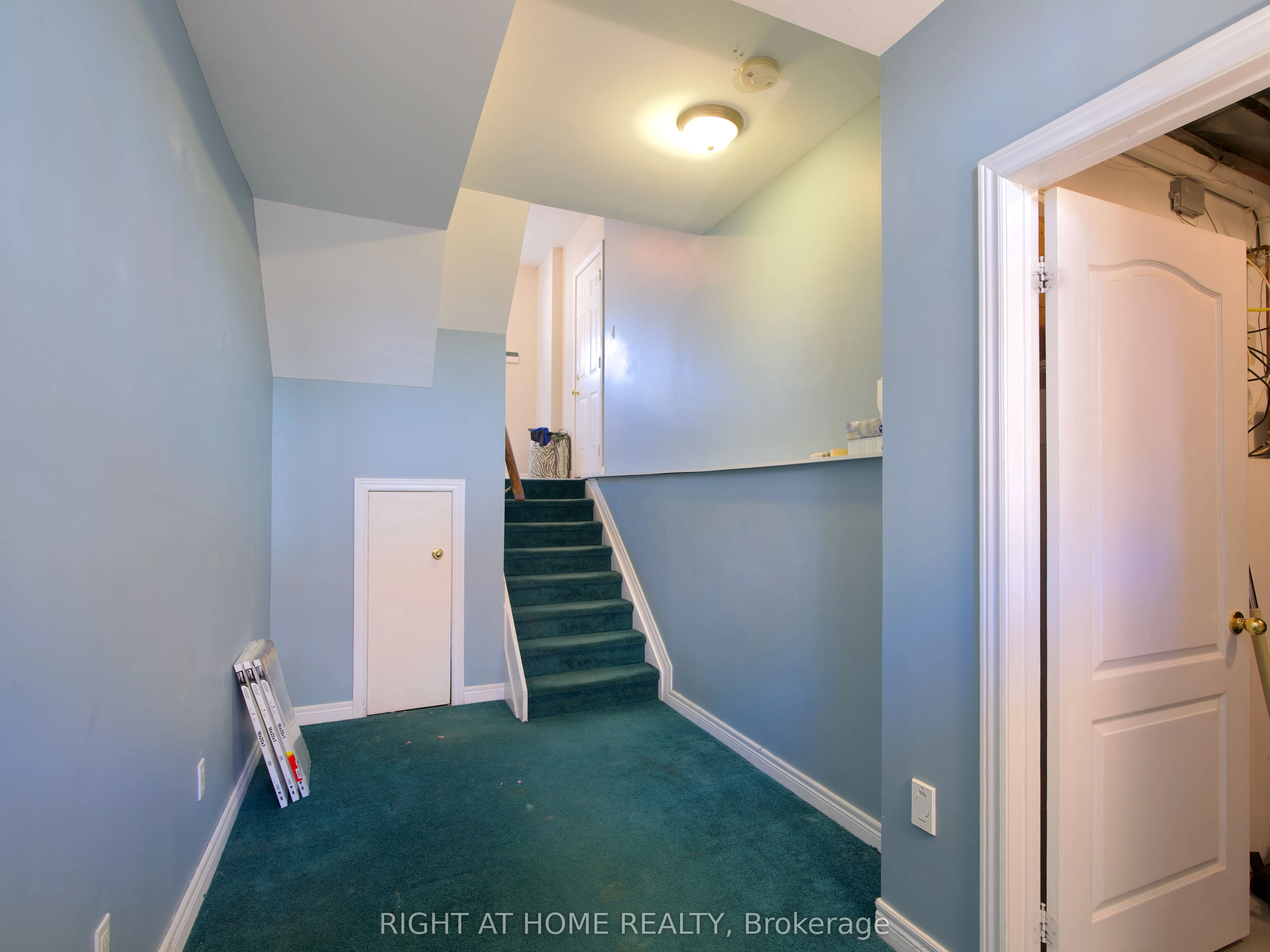 70 Guildwood Parkway, #7