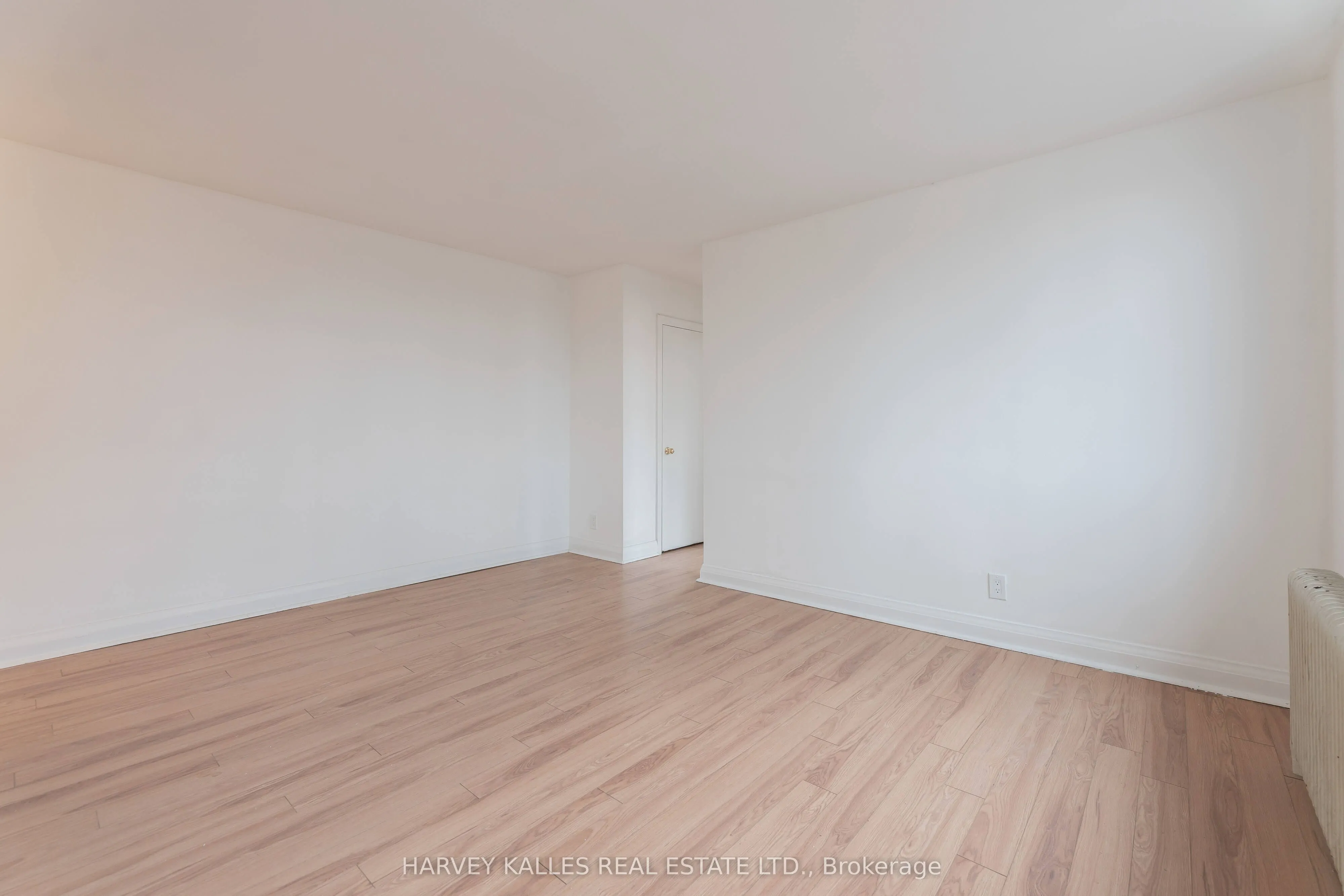 330 Chisholm Avenue, #12