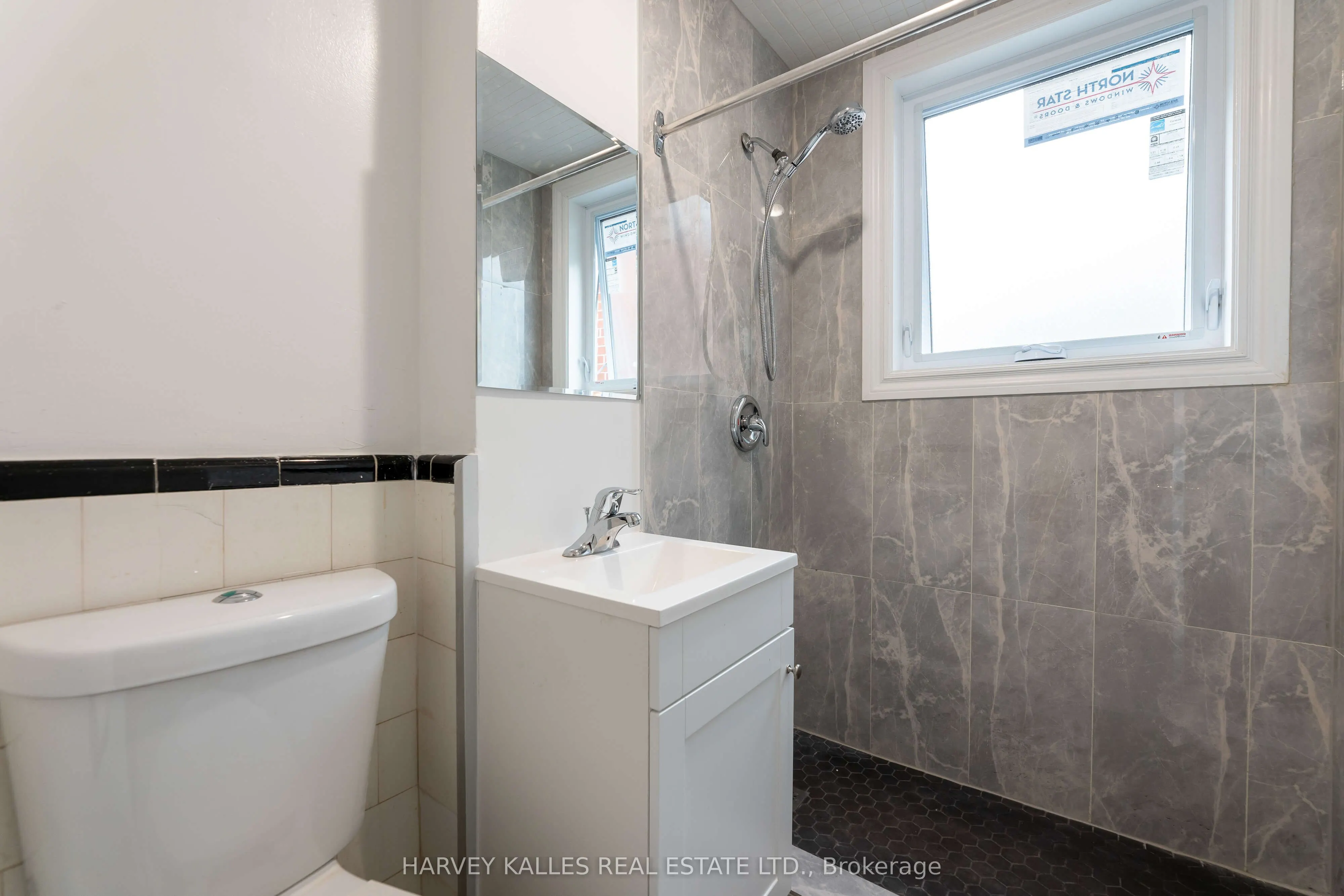 330 Chisholm Avenue, #12