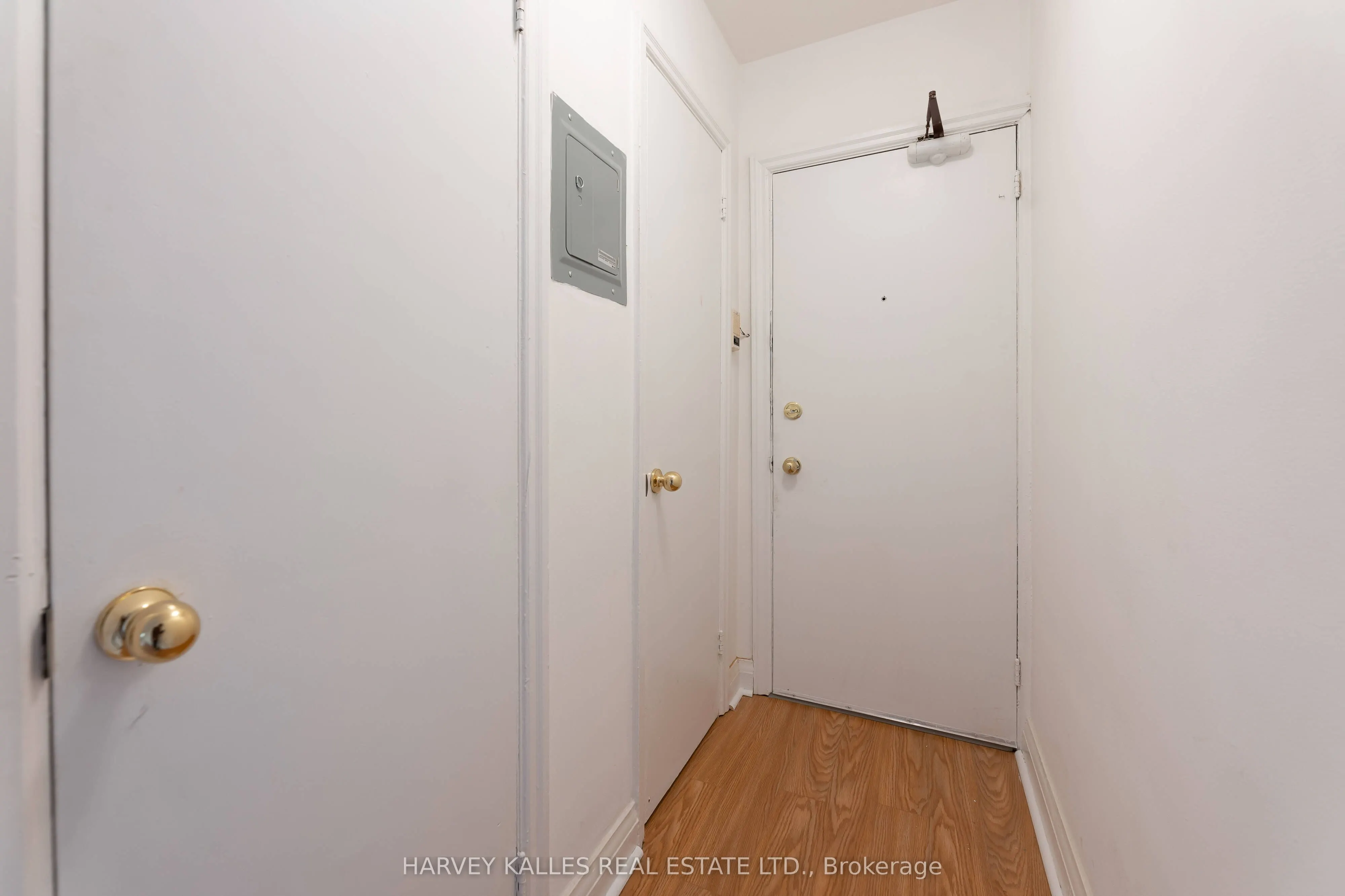 330 Chisholm Avenue, #12