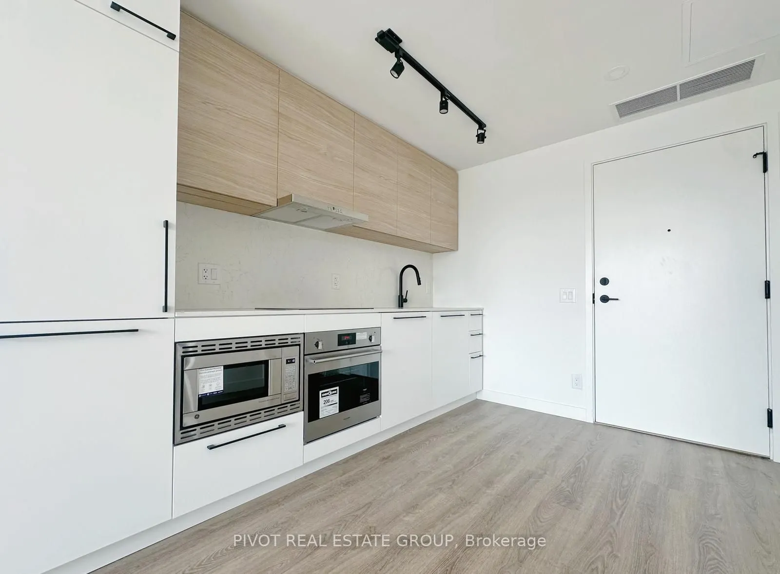1050 Eastern Avenue, #516