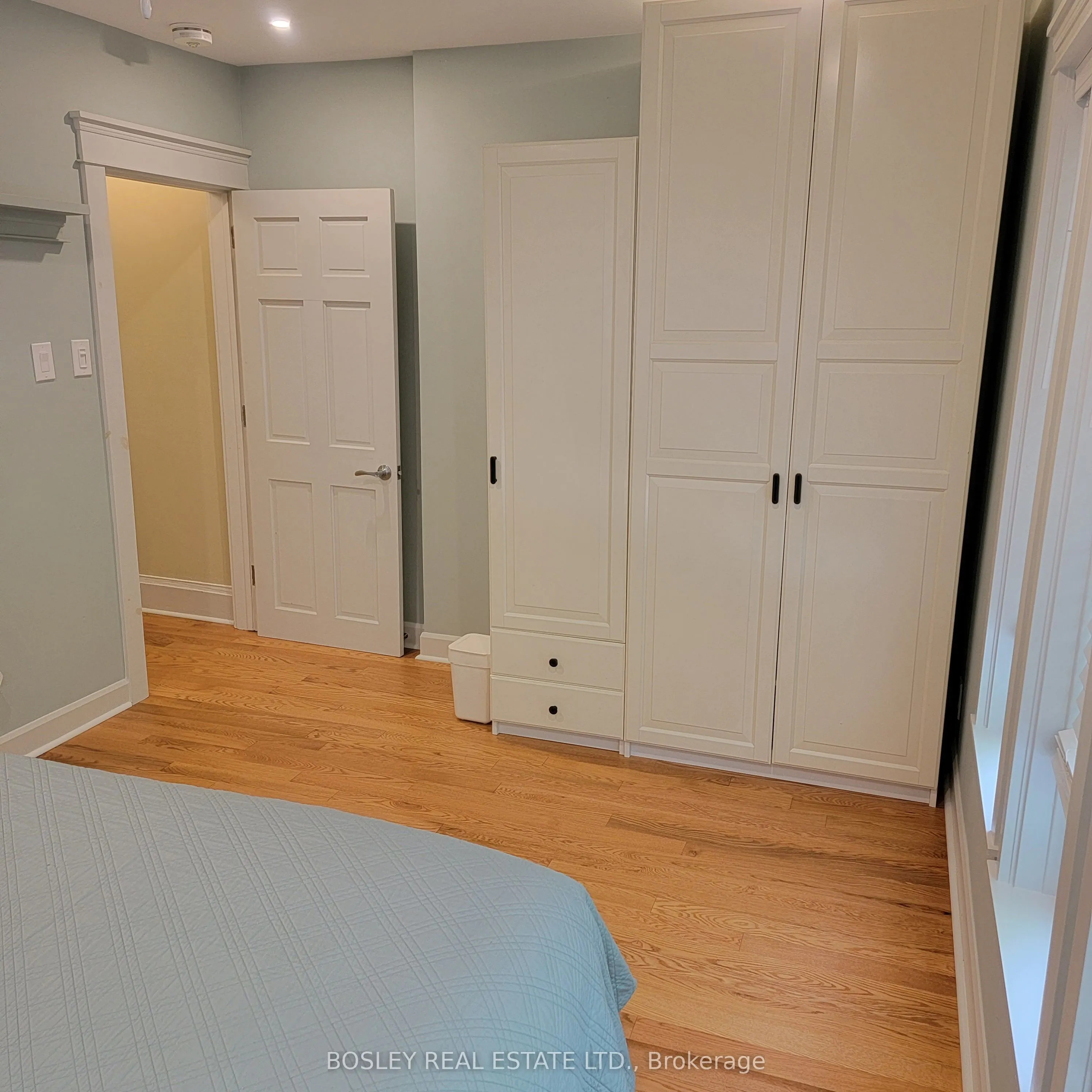 77 Linnsmore Crescent, #Main / 2nd