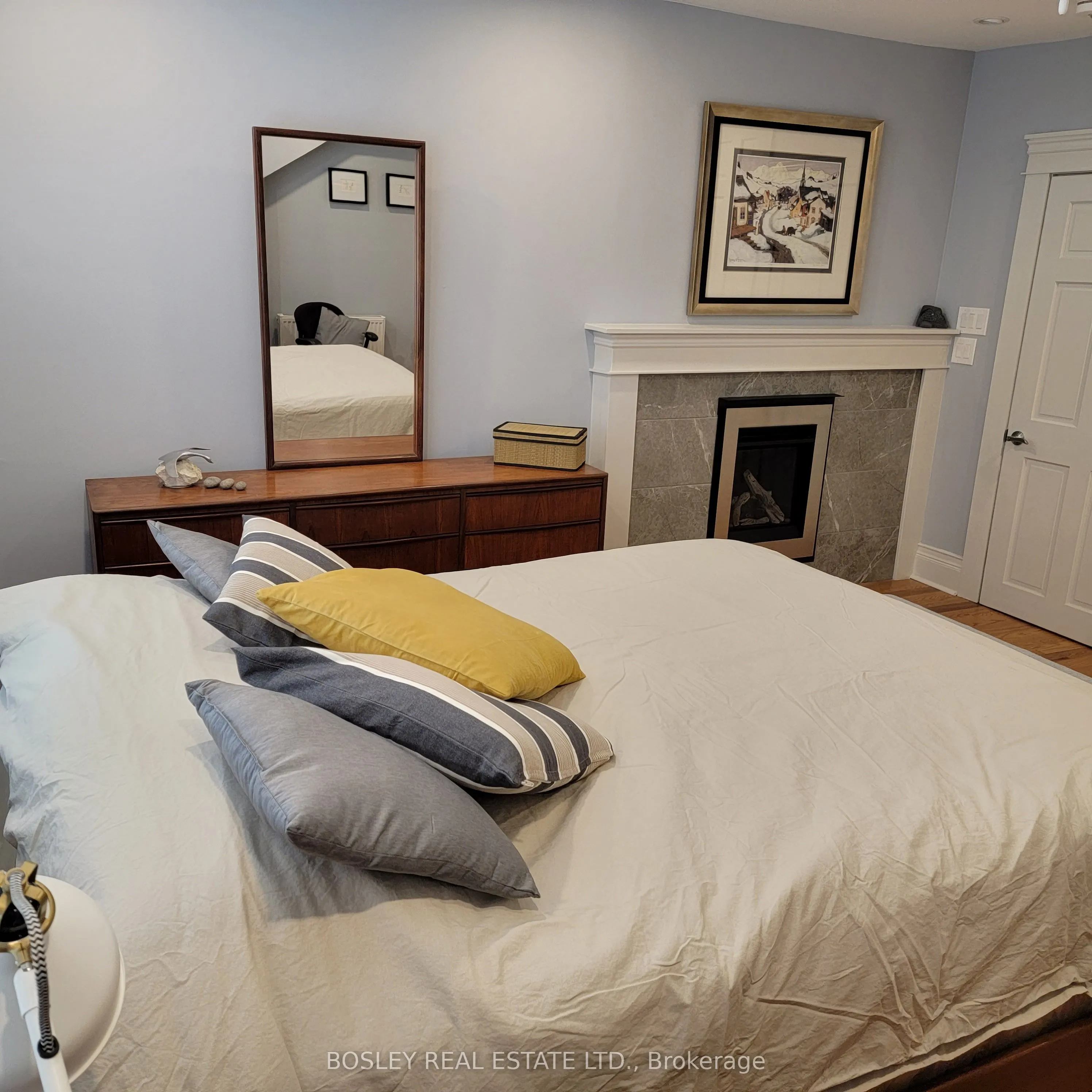 77 Linnsmore Crescent, #Main / 2nd