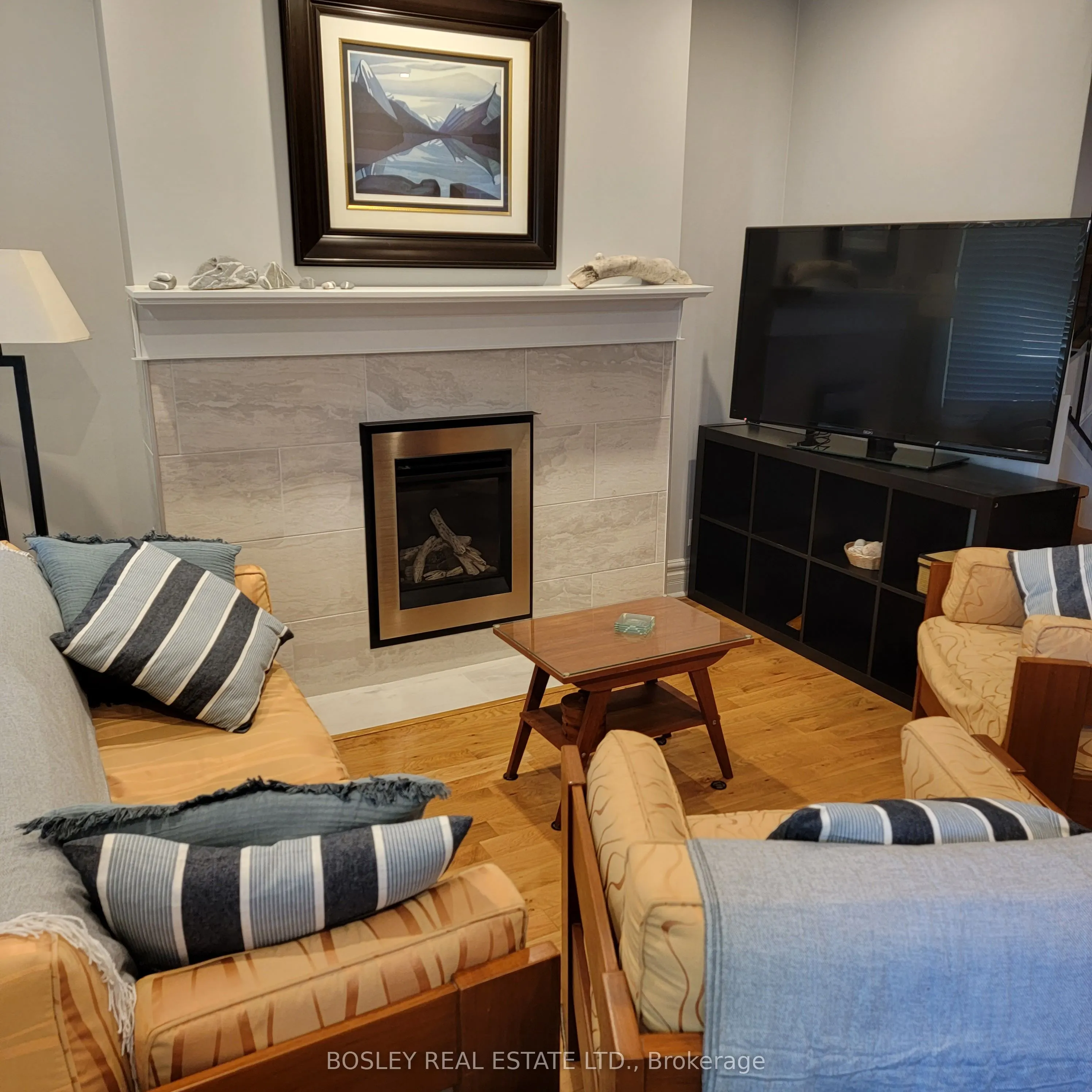 77 Linnsmore Crescent, #Main / 2nd