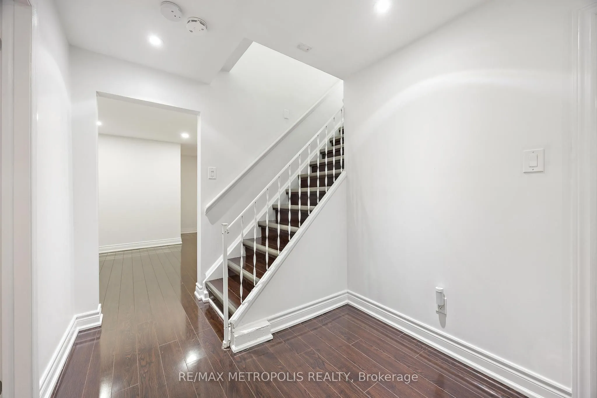 70 Sunderland Crescent