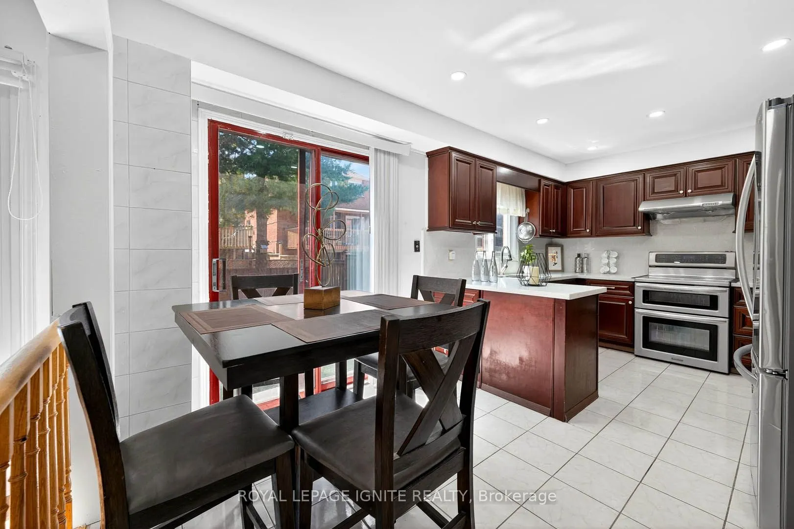 120 Littles Road