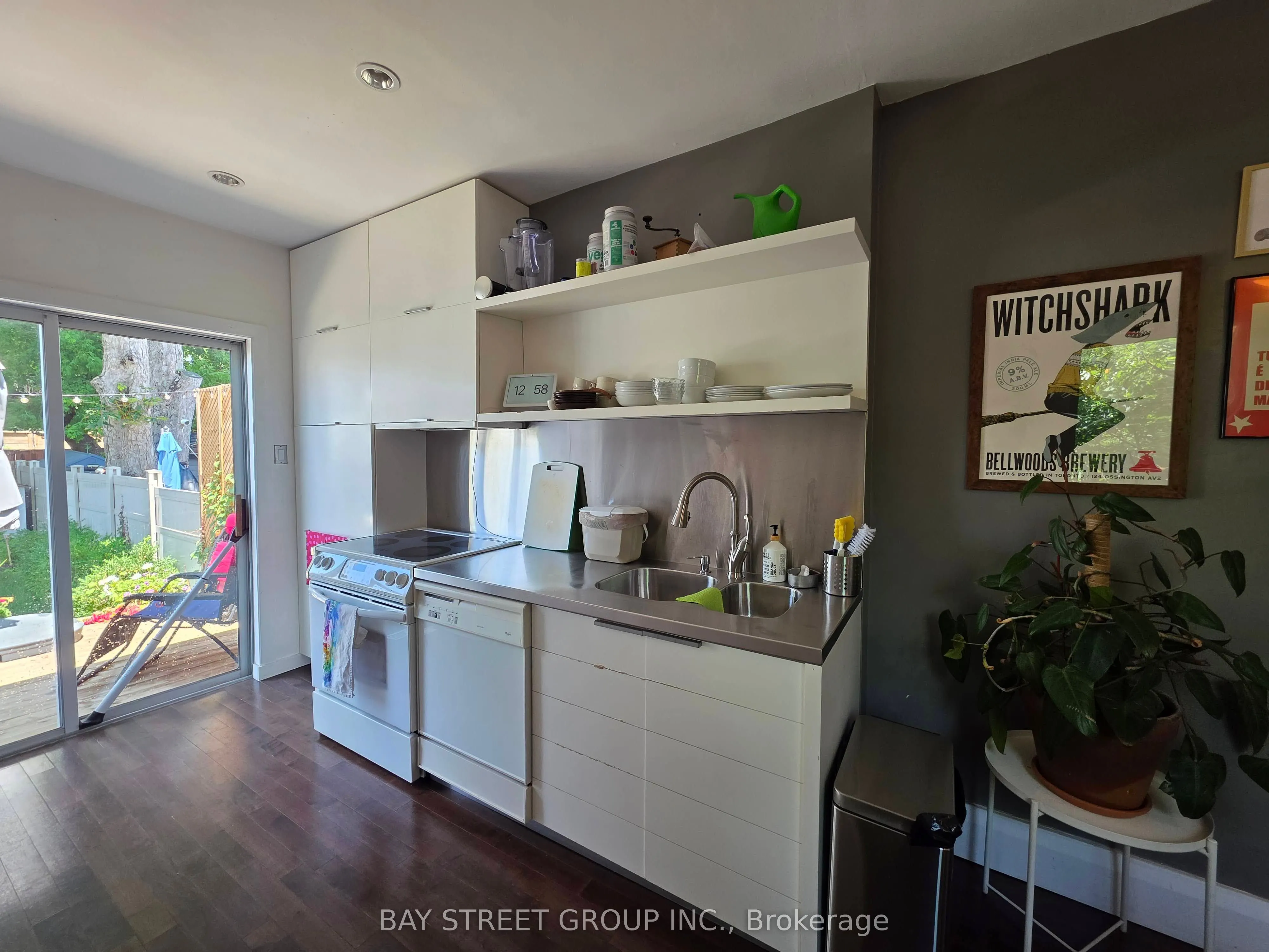 76 Milverton Boulevard