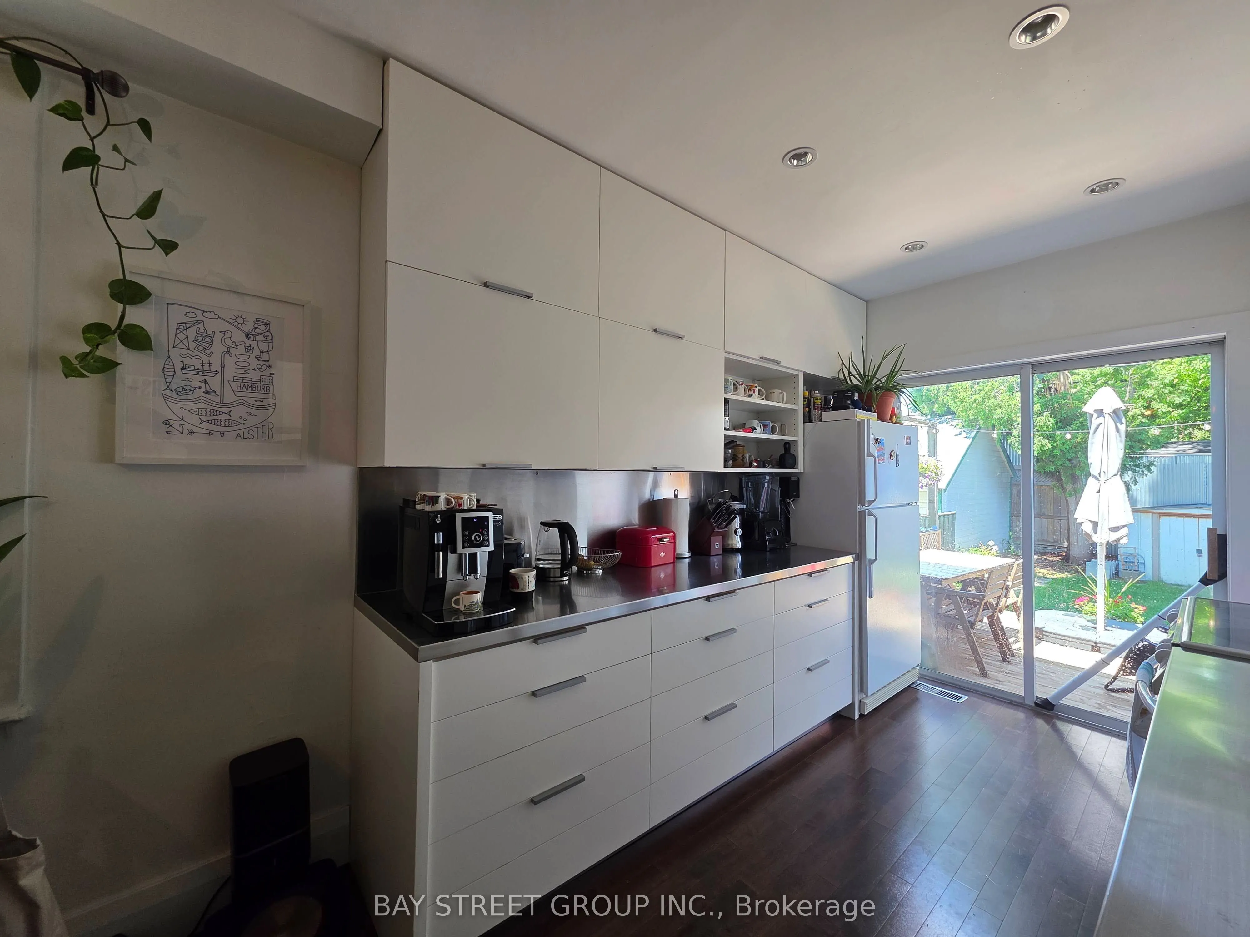 76 Milverton Boulevard