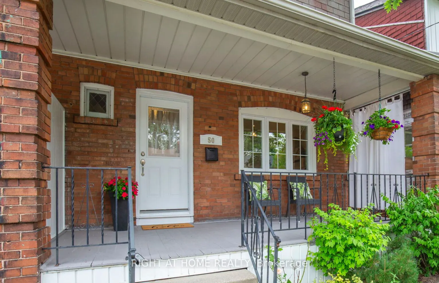 50 Iona Avenue