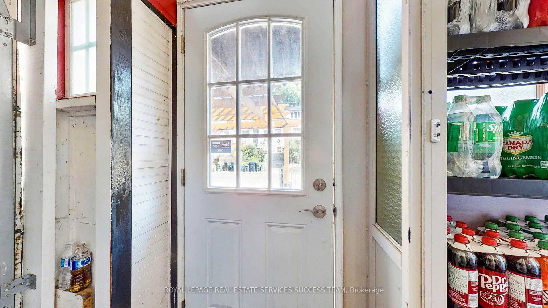 404 Woodfield Road