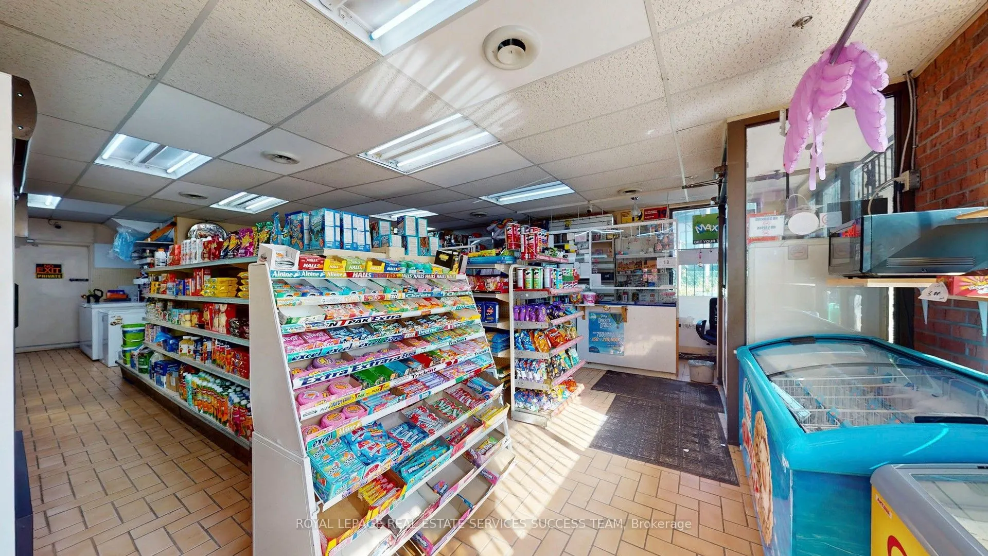 404 Woodfield Road