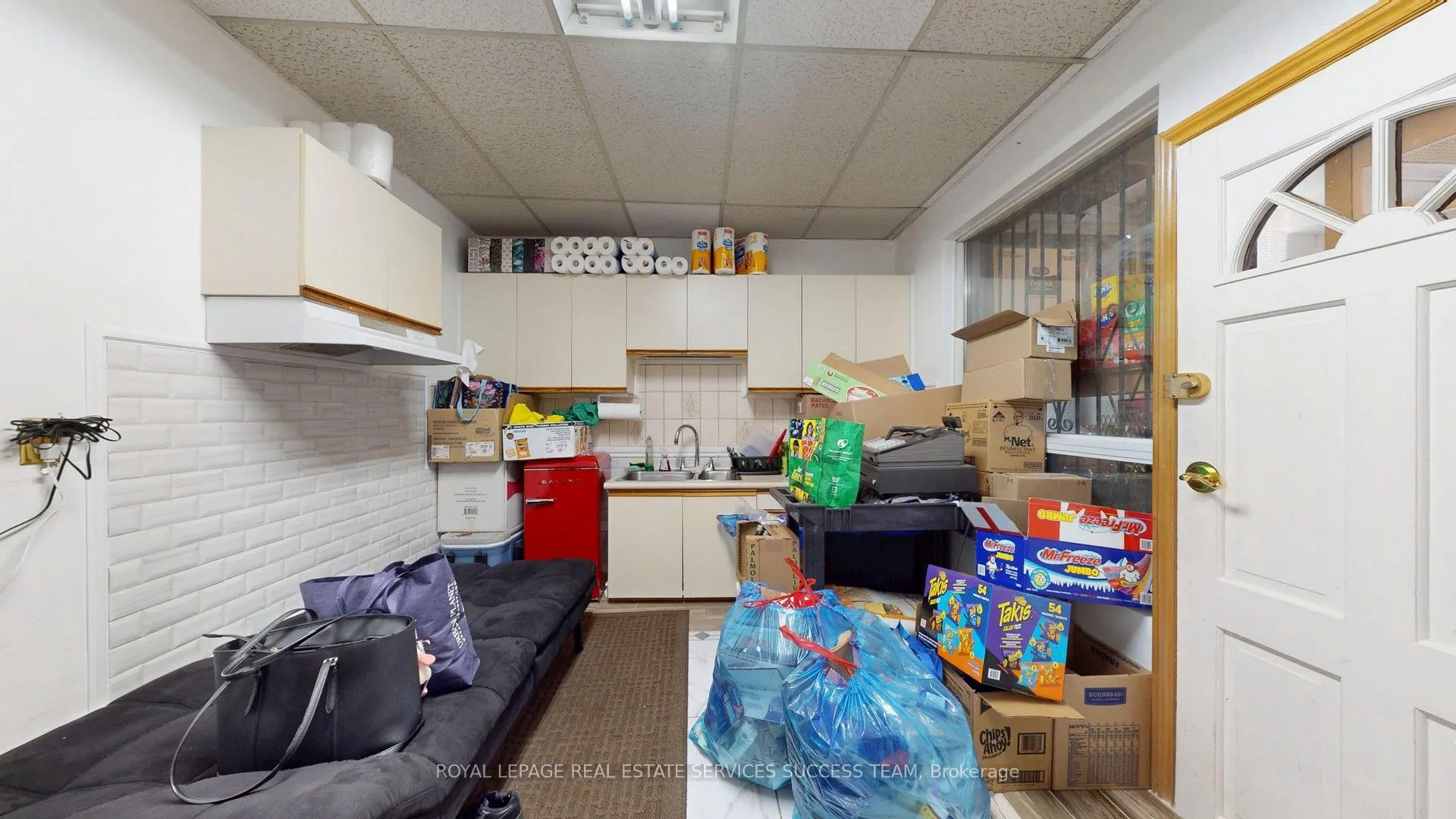 404 Woodfield Road