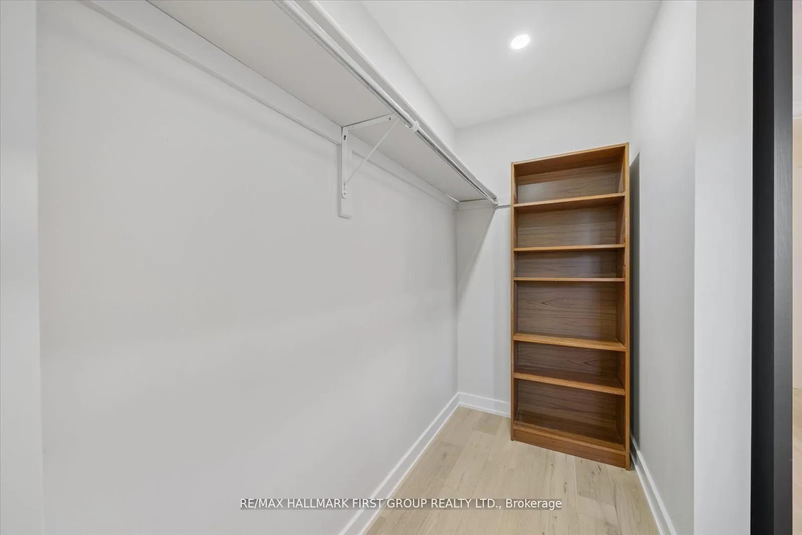 20 Schilling Court