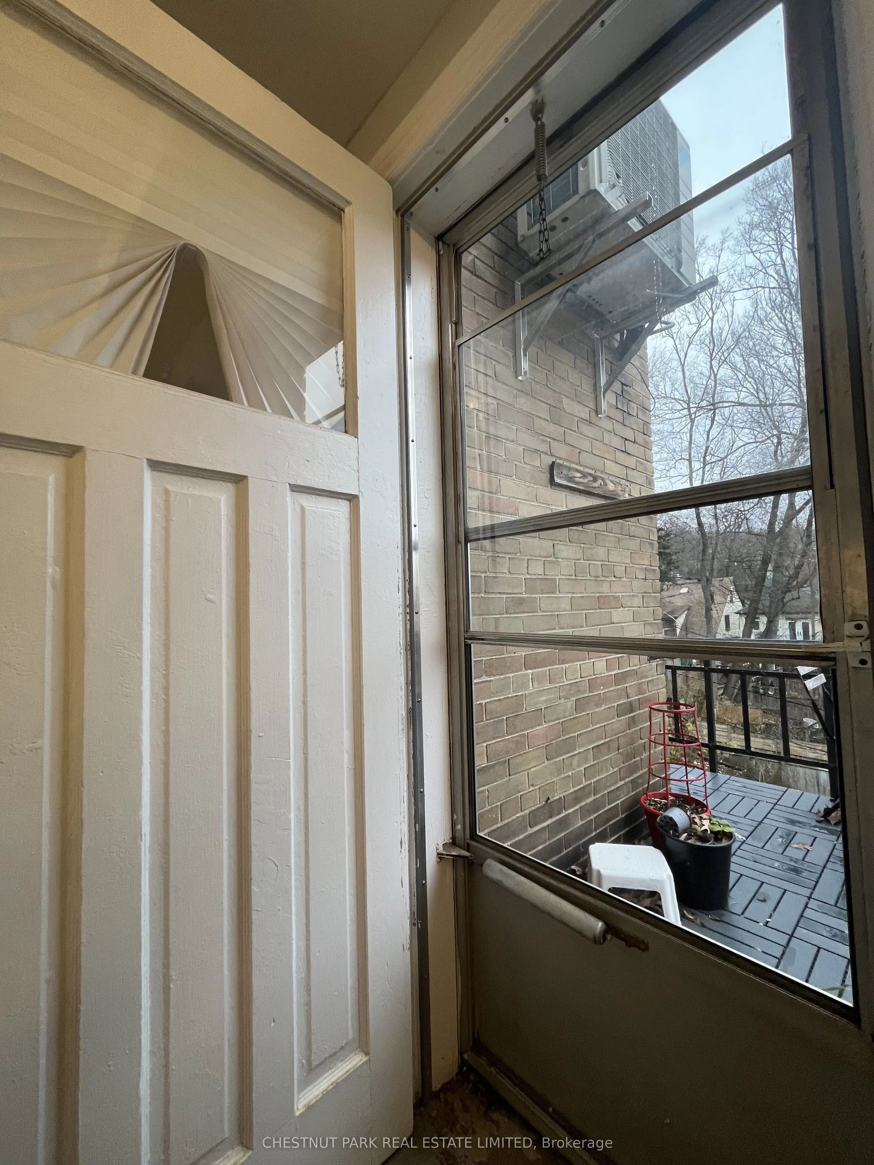 5 Kingswood Road, #Upper