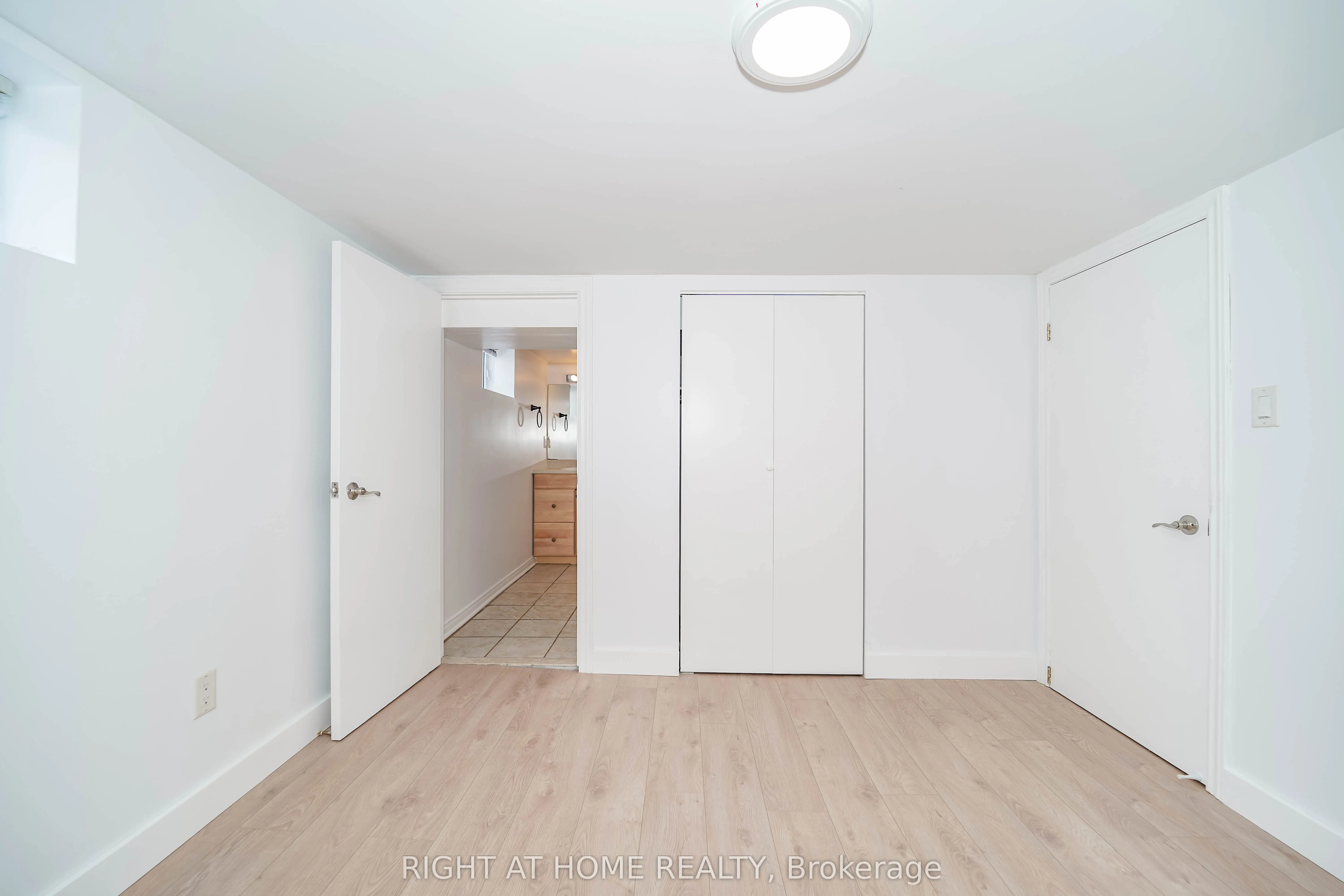 1360 Woodbine Avenue