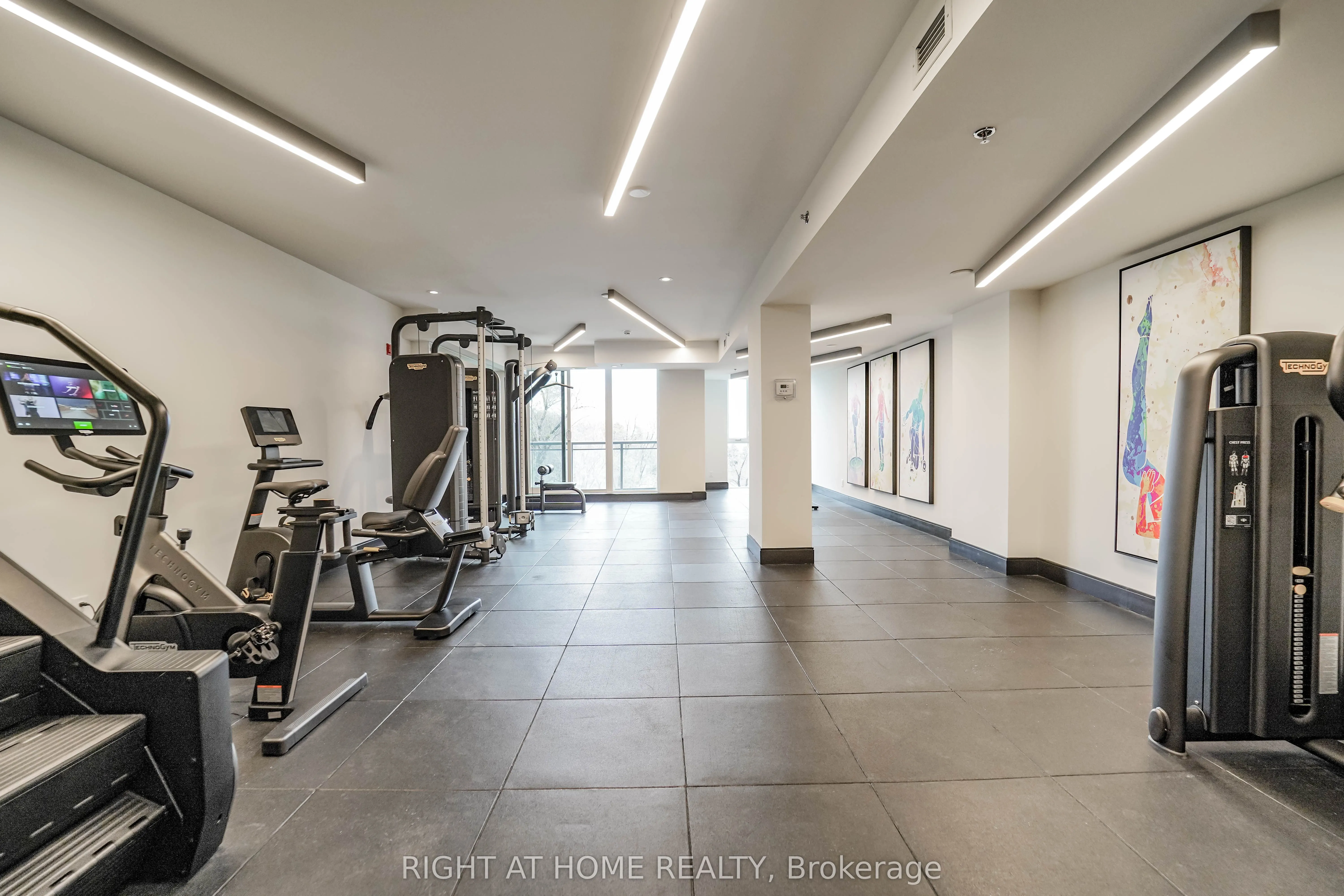 90 Glen Everest Road, #412