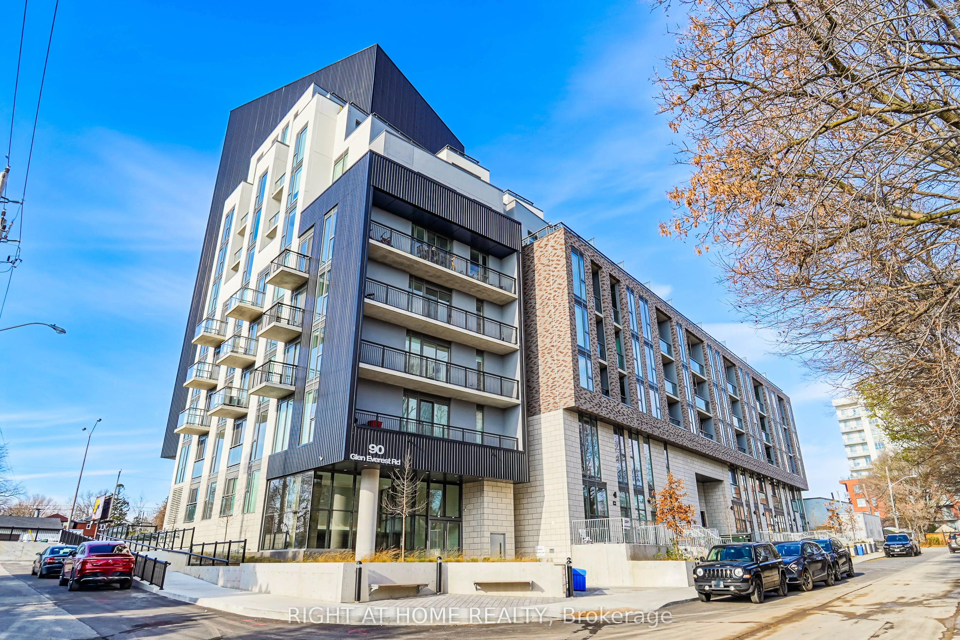 90 Glen Everest Road, #412
