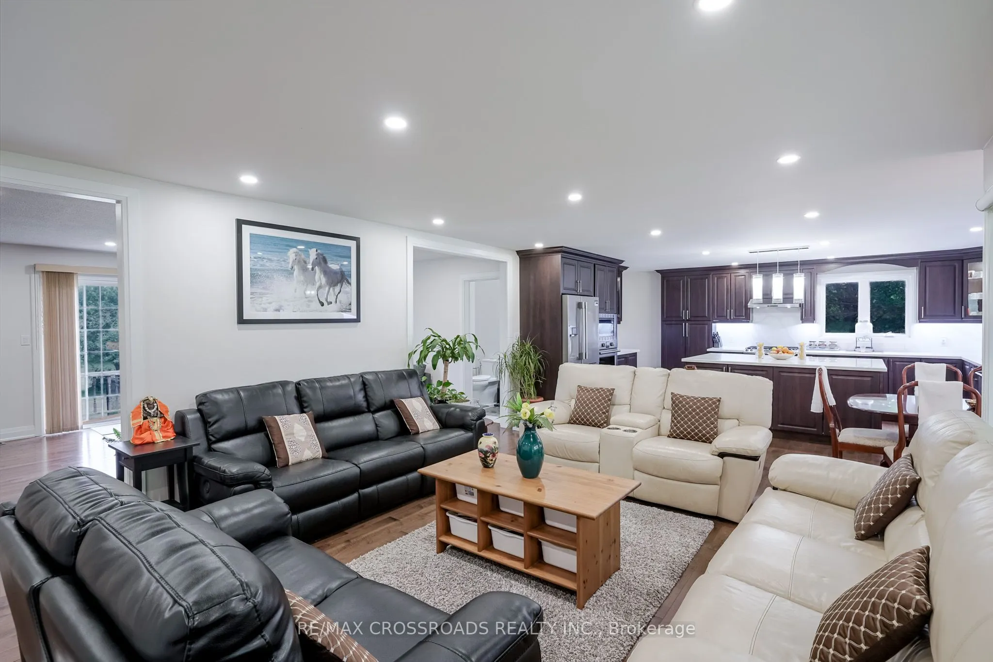 2292 Baseline Road W