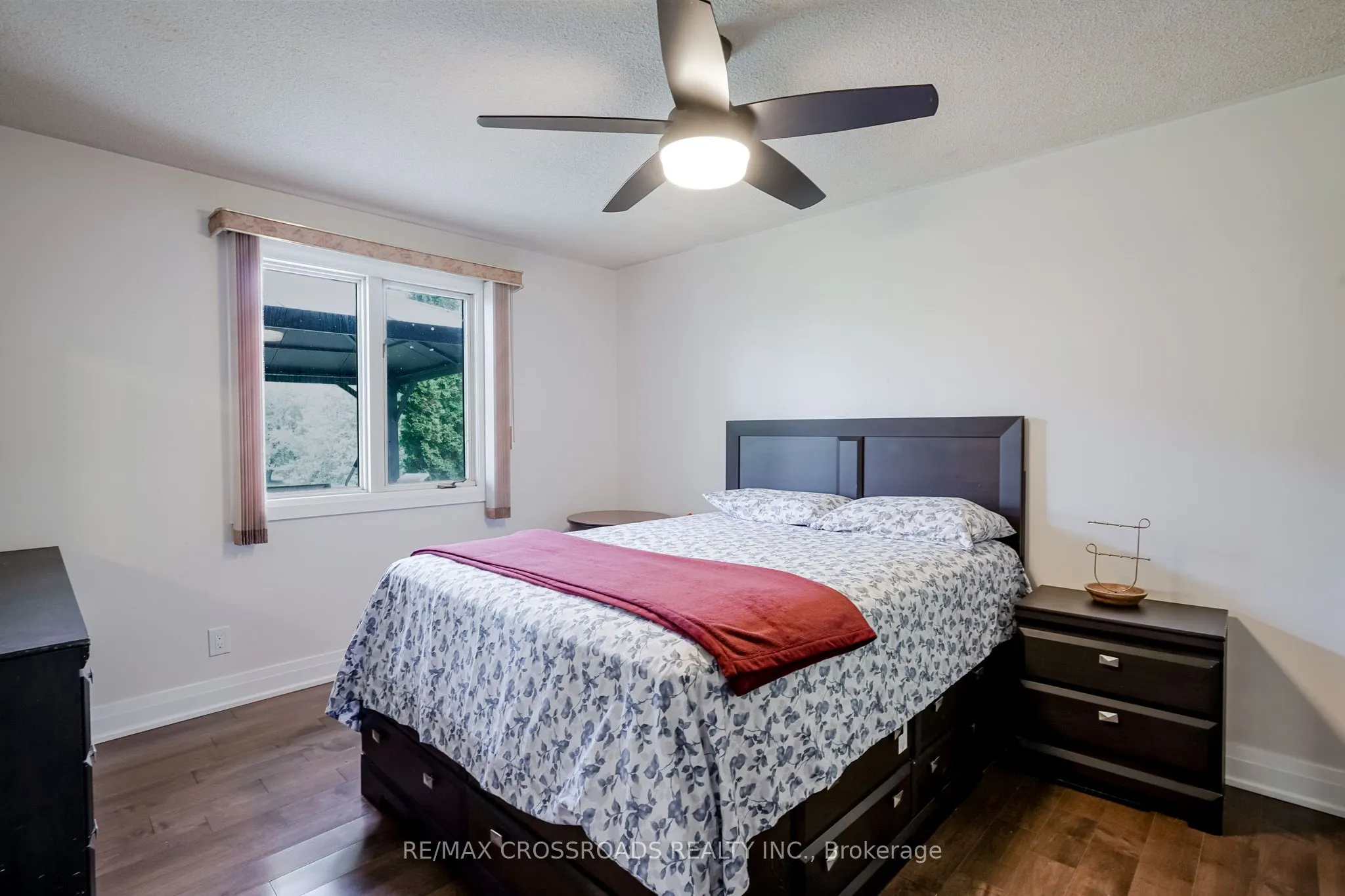 2292 Baseline Road W
