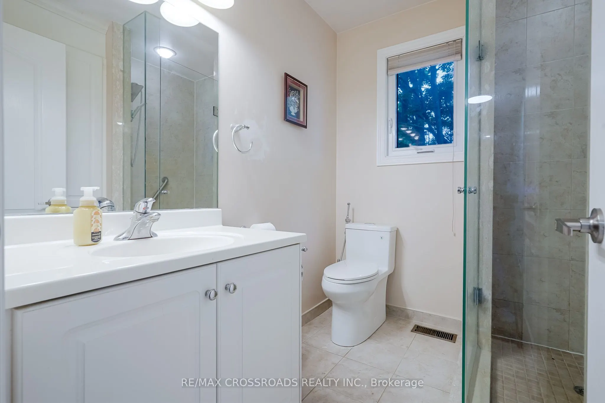 2292 Baseline Road W