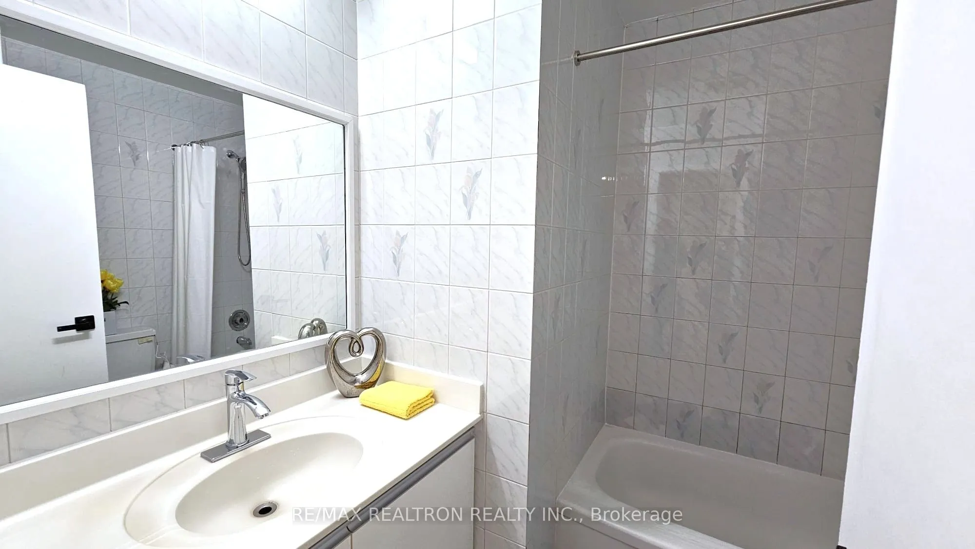 15 Brimwood Boulevard, #27