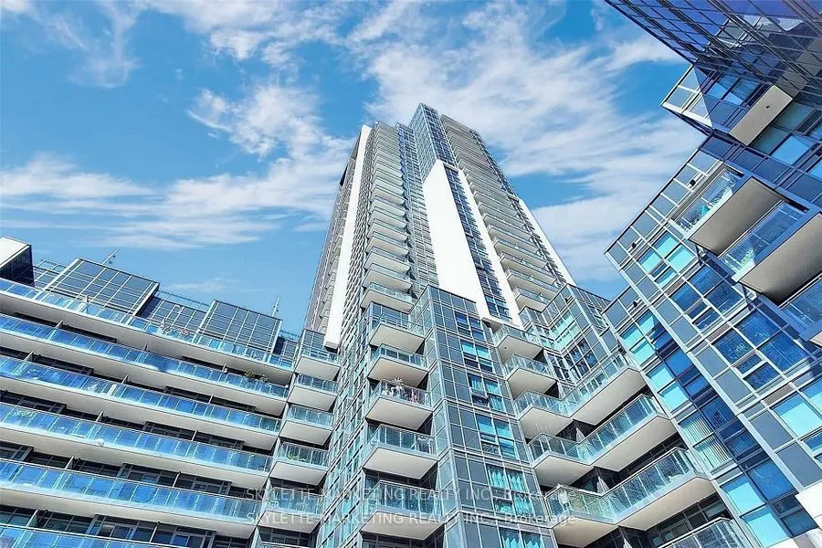 30 Meadowglen Place, #609