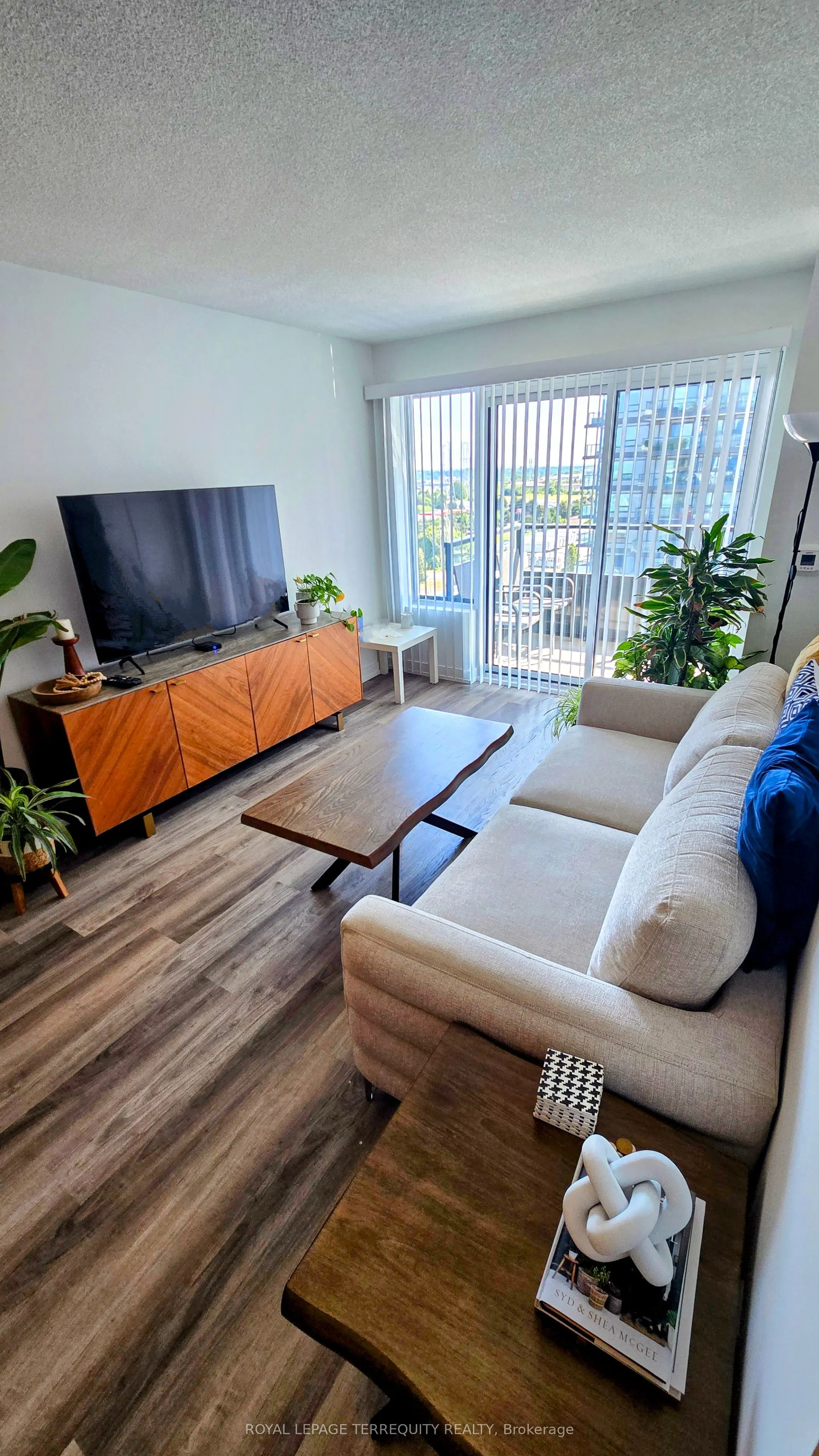 1435 Celebration Drive, #1106
