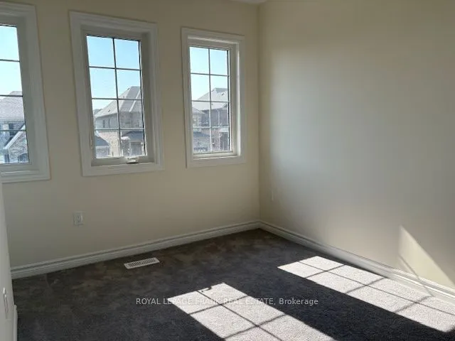 46 North Garden Boulevard