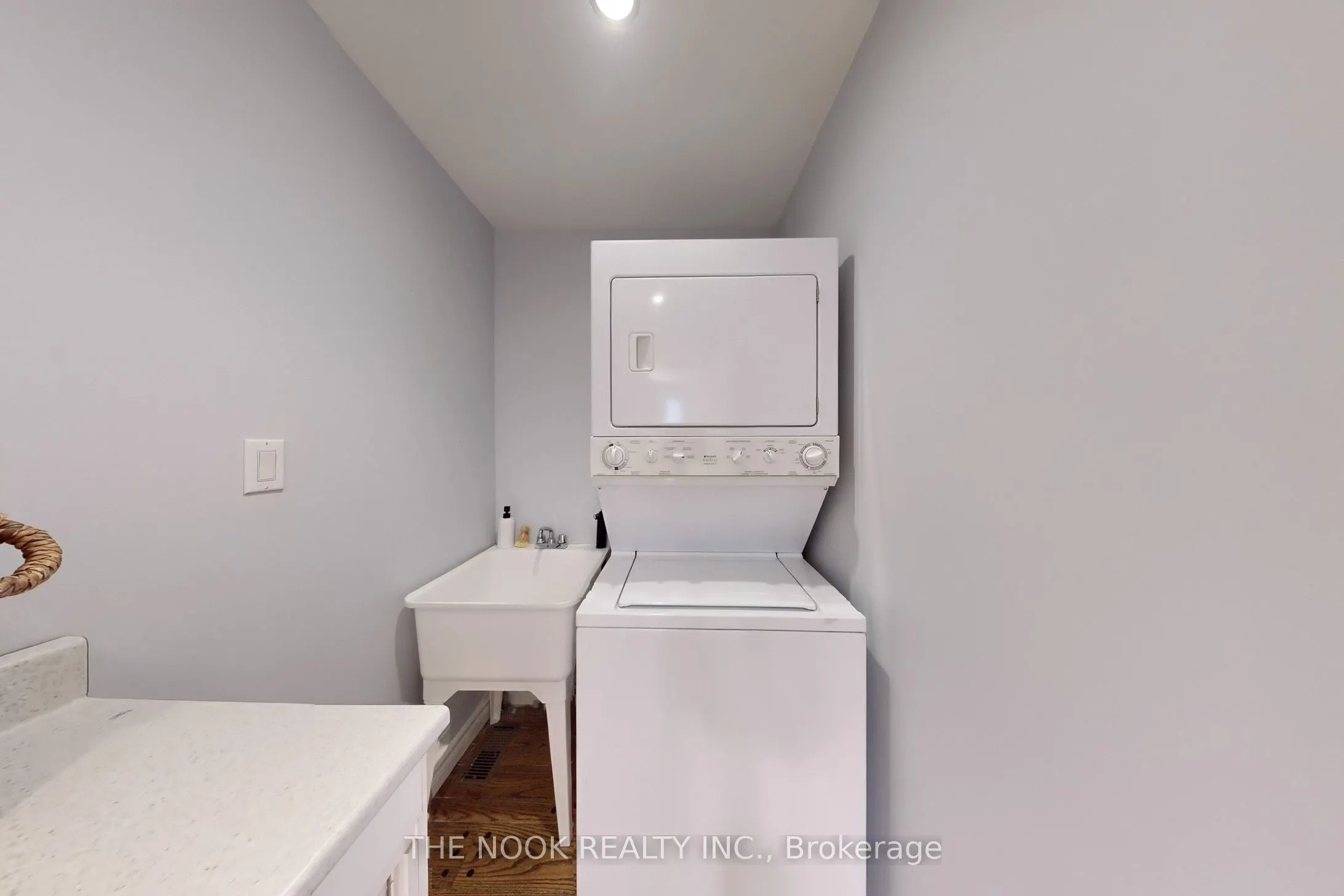15217 Old Simcoe Street