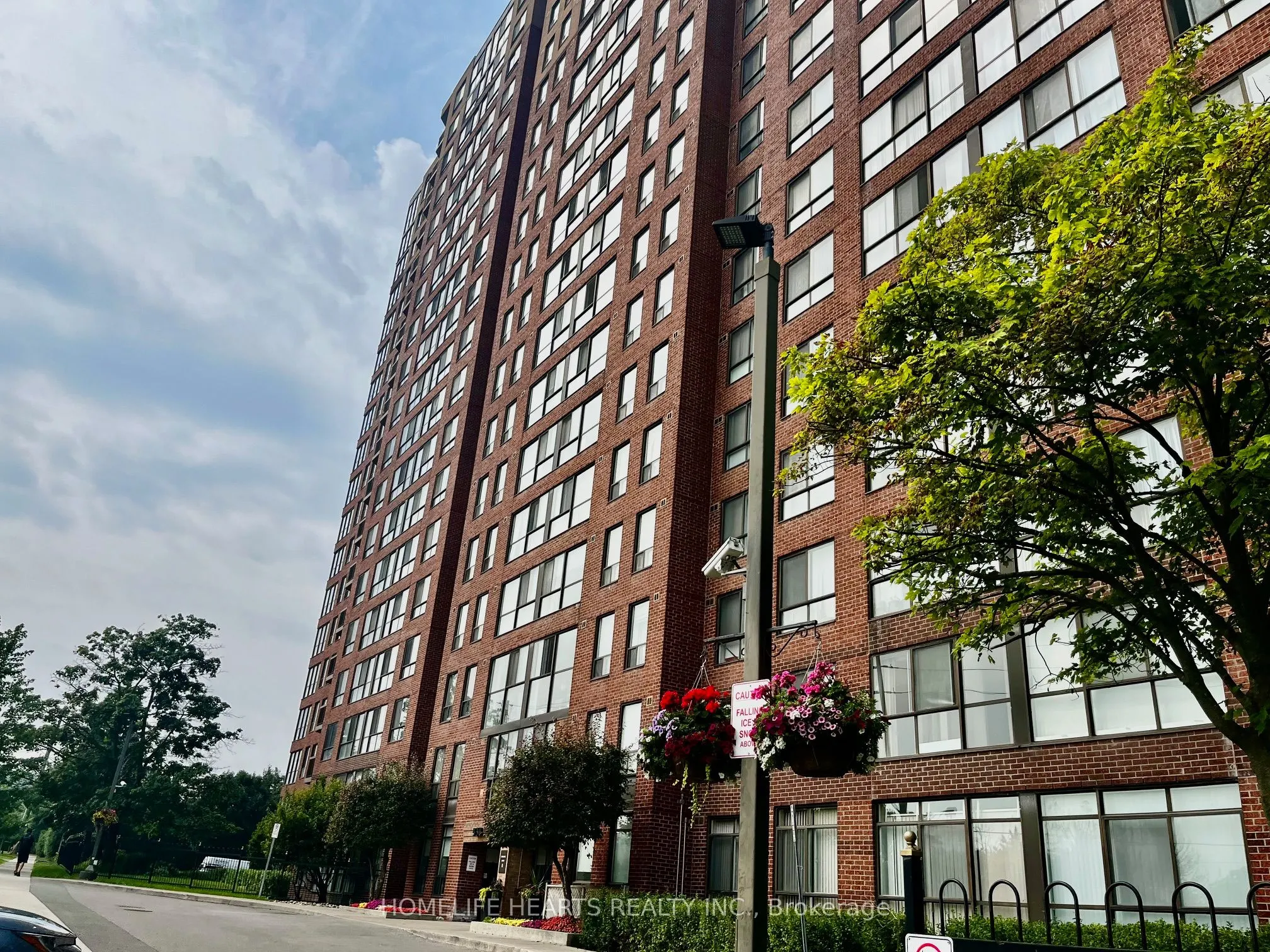 330 Mccowan Road, #213