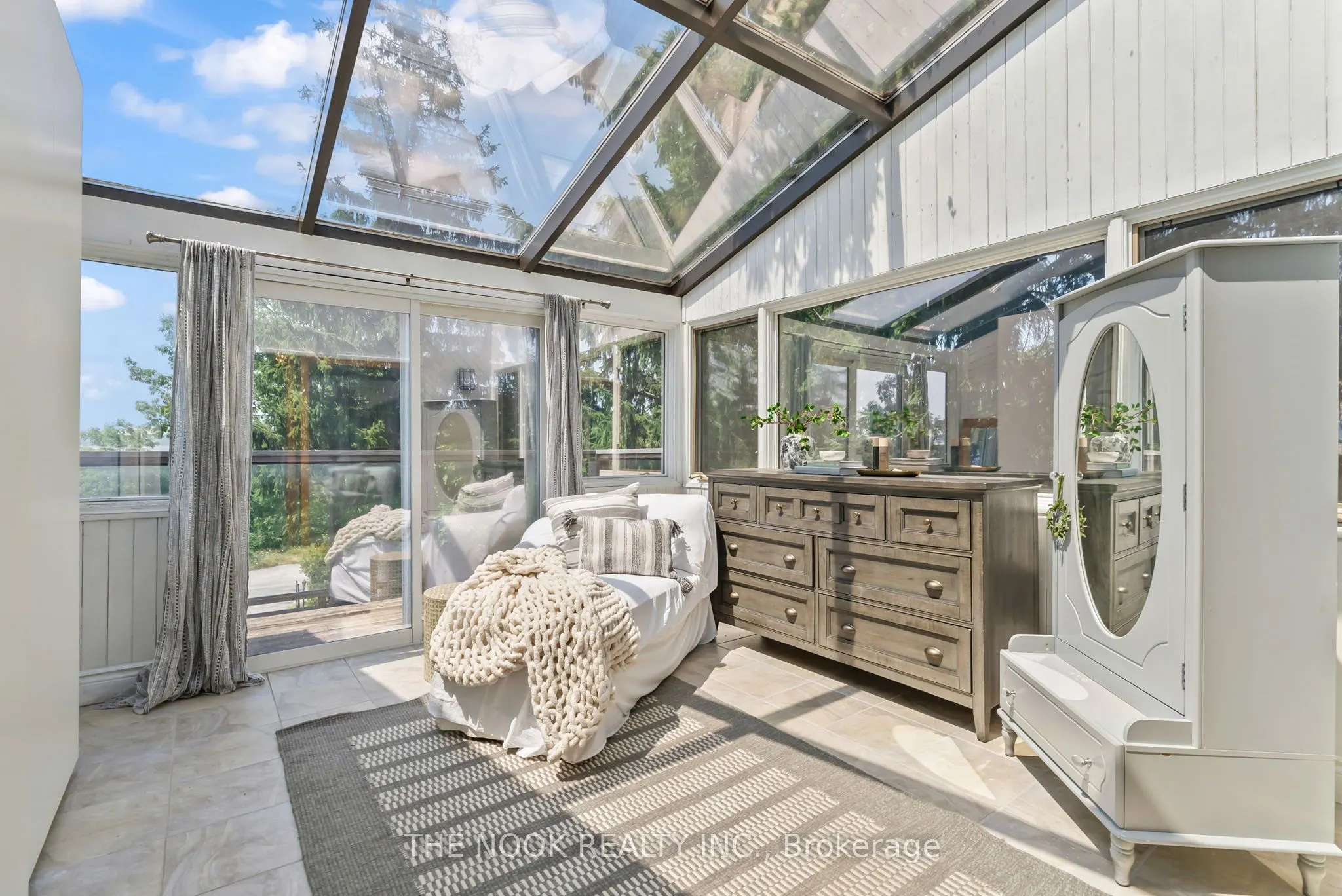 385 Fralicks Beach Road