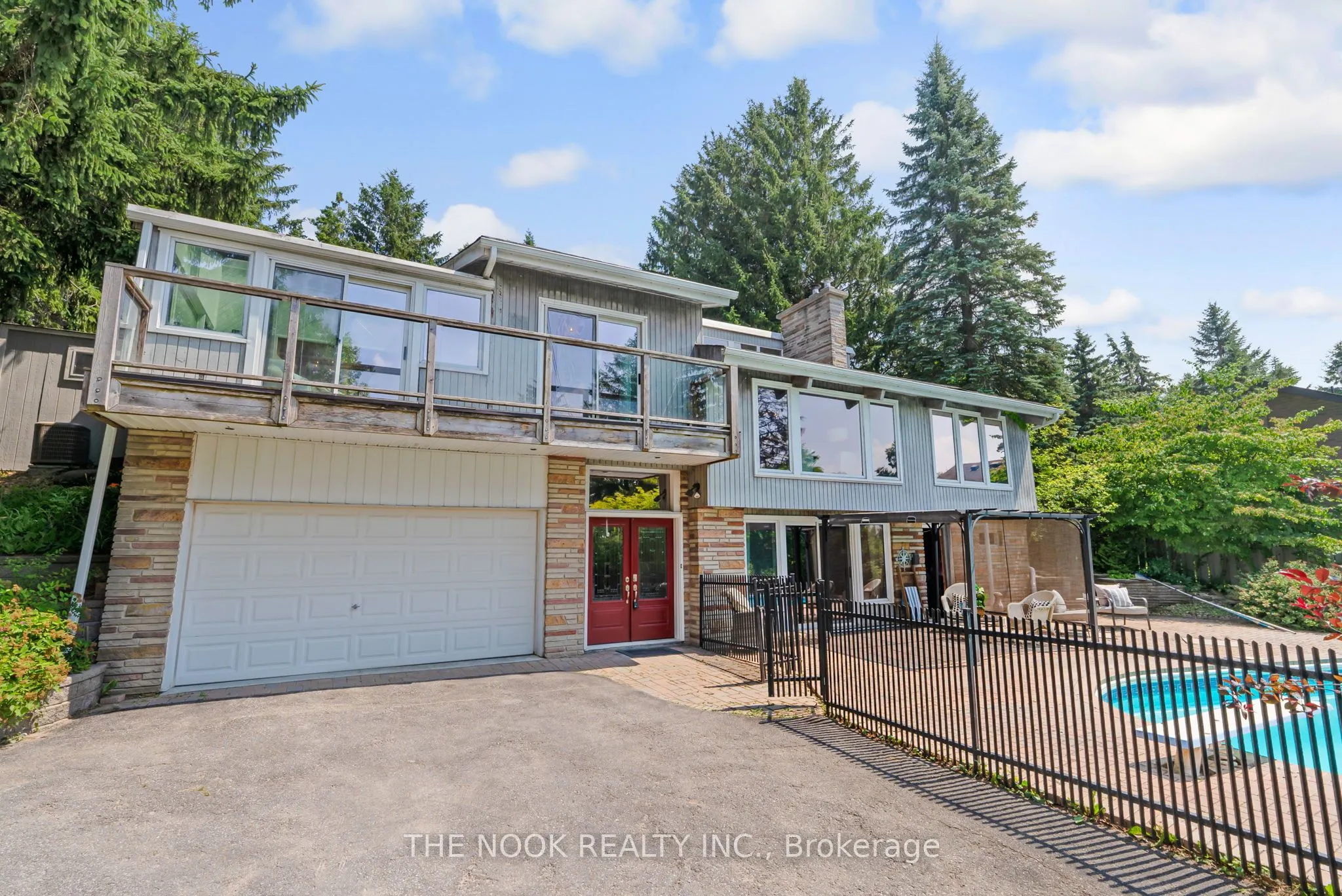 385 Fralicks Beach Road