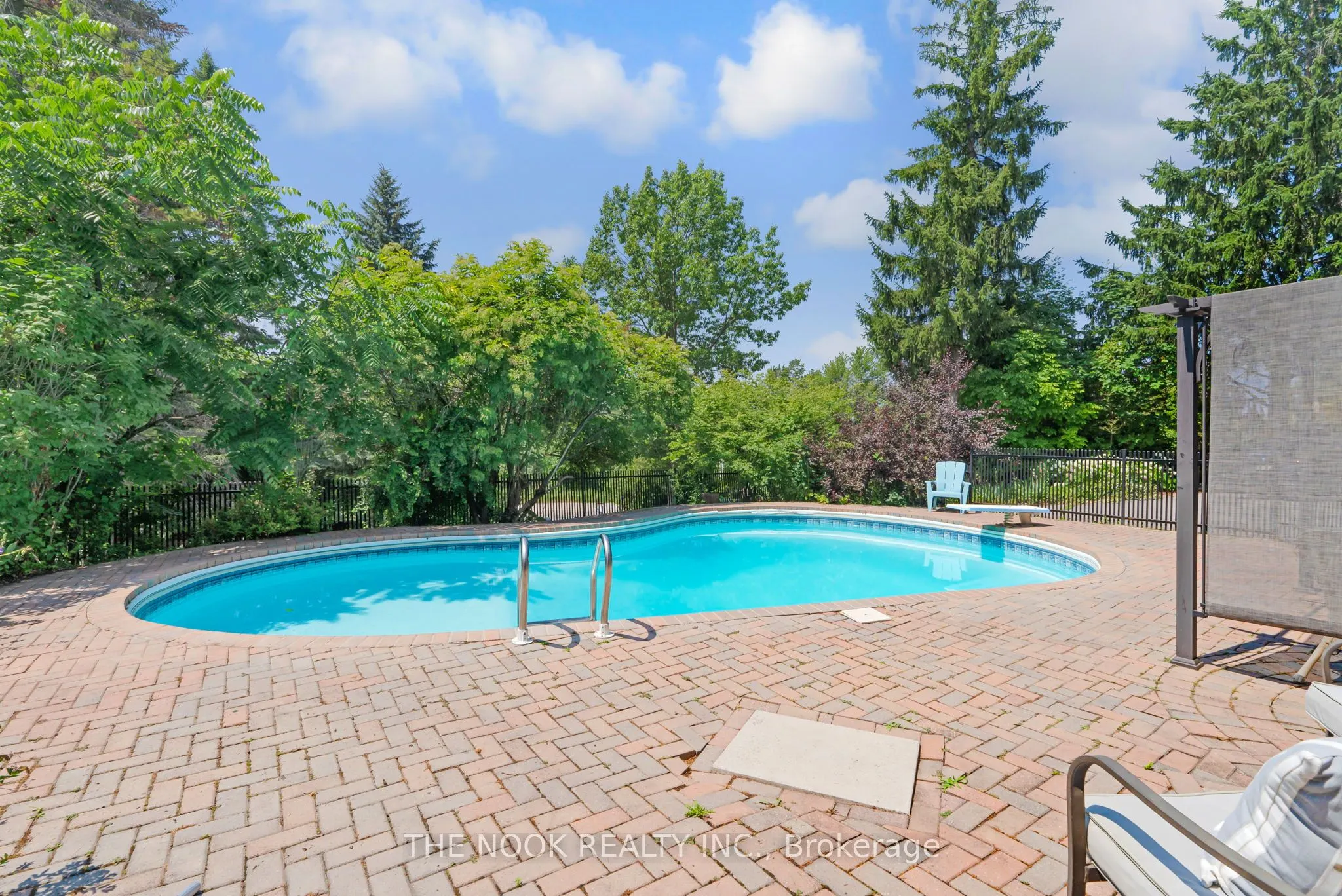 385 Fralicks Beach Road